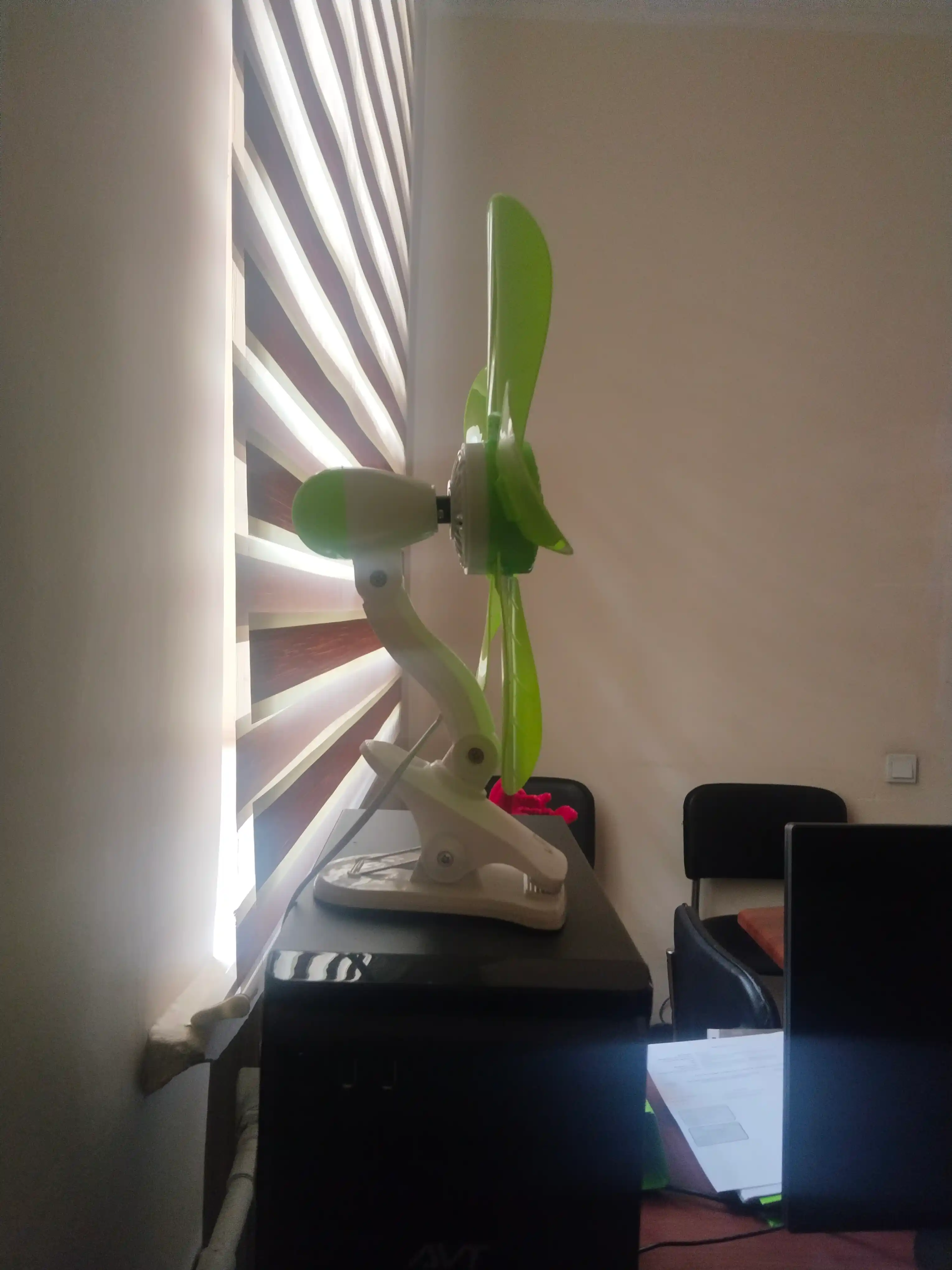 Klipsali ventilyatorcha, ventilyator mini, ventilator kichkina ovozsiz