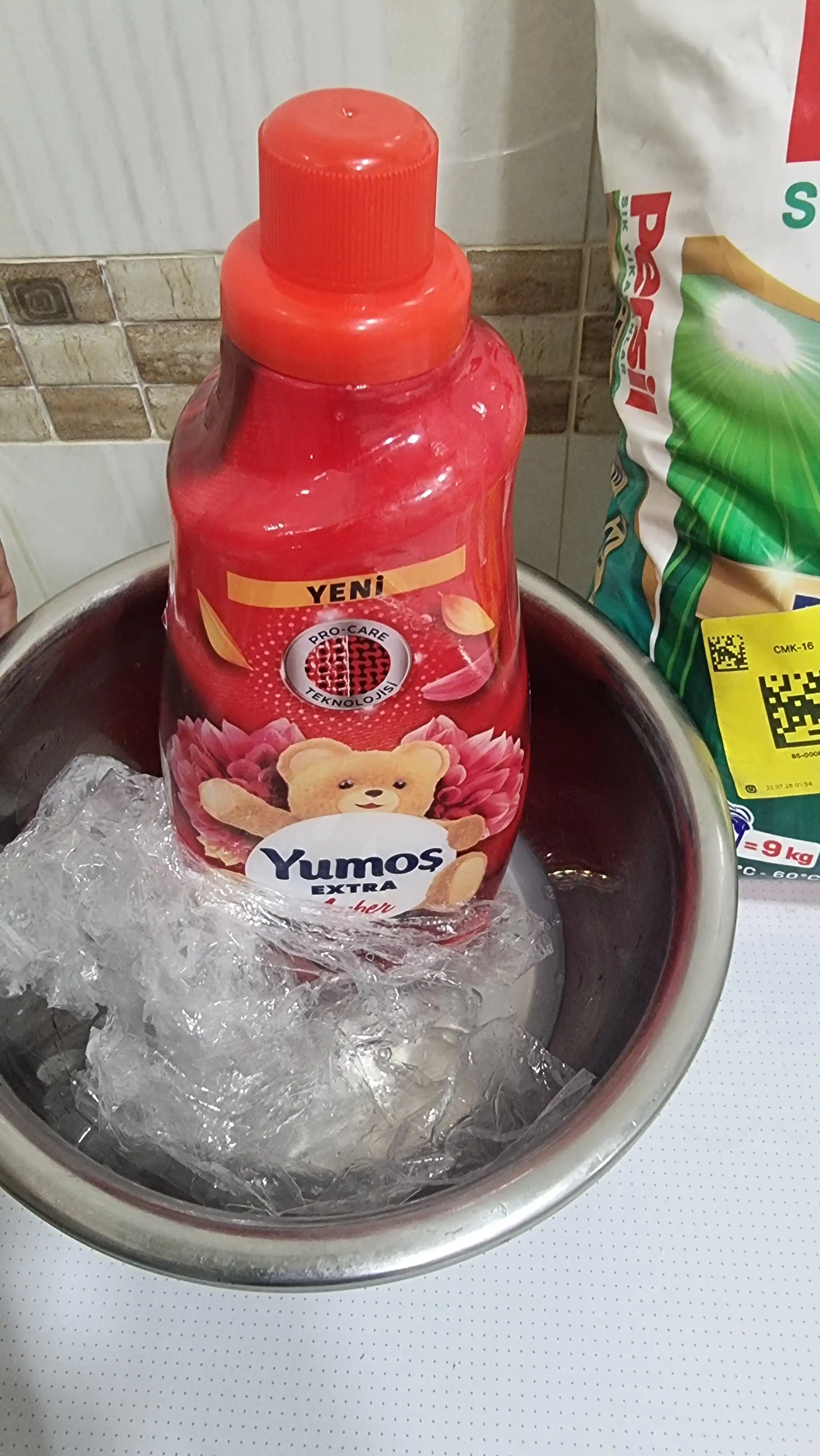 Yumos konditsioner chayish kir yuvish uchun, xushbo‘y hidli, 1440 ml