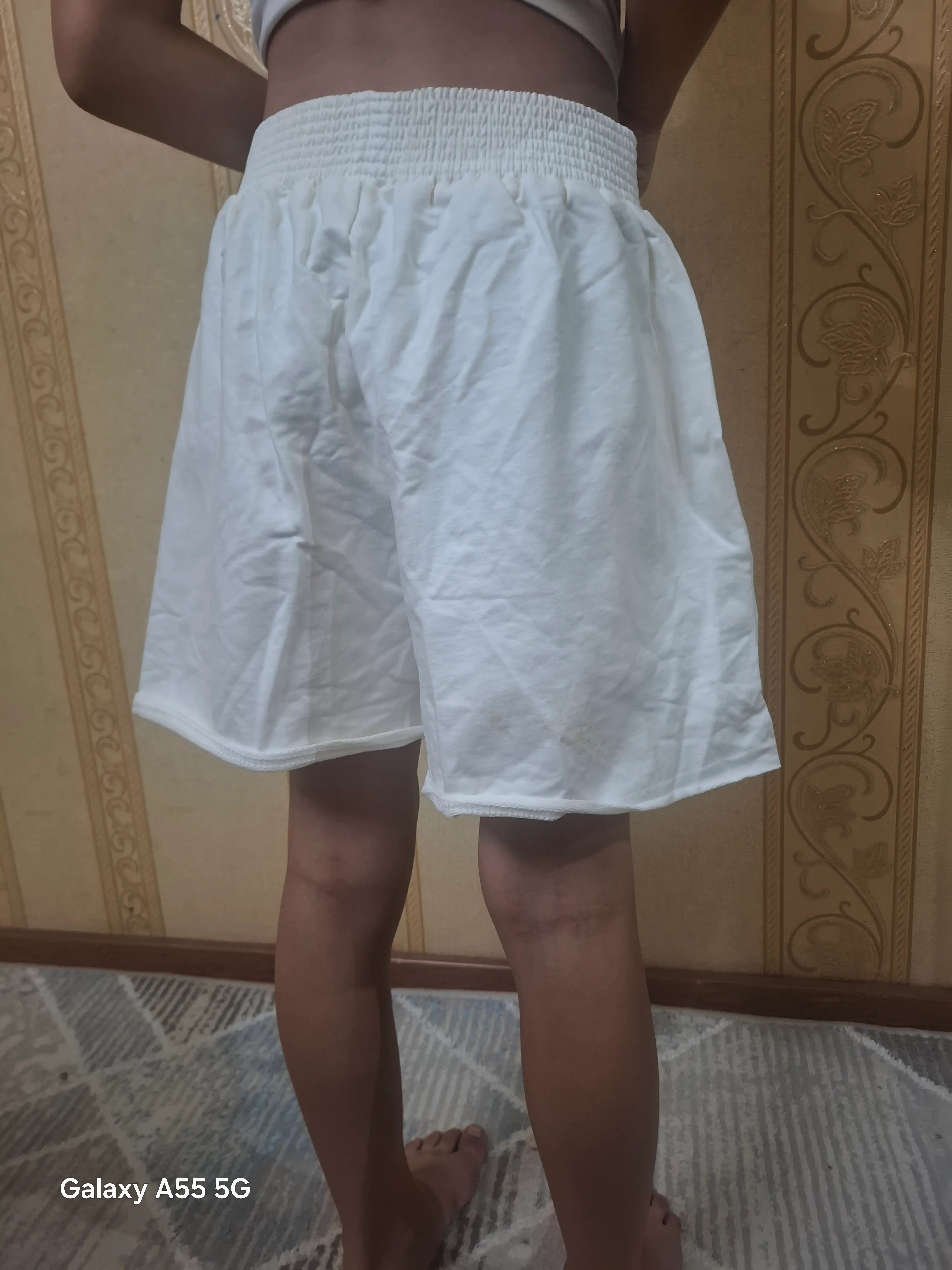 Qizlar uchun tabiiy paxtadan tayyorlangan, yozgi, erkin bichimli shortilar ALMIVA