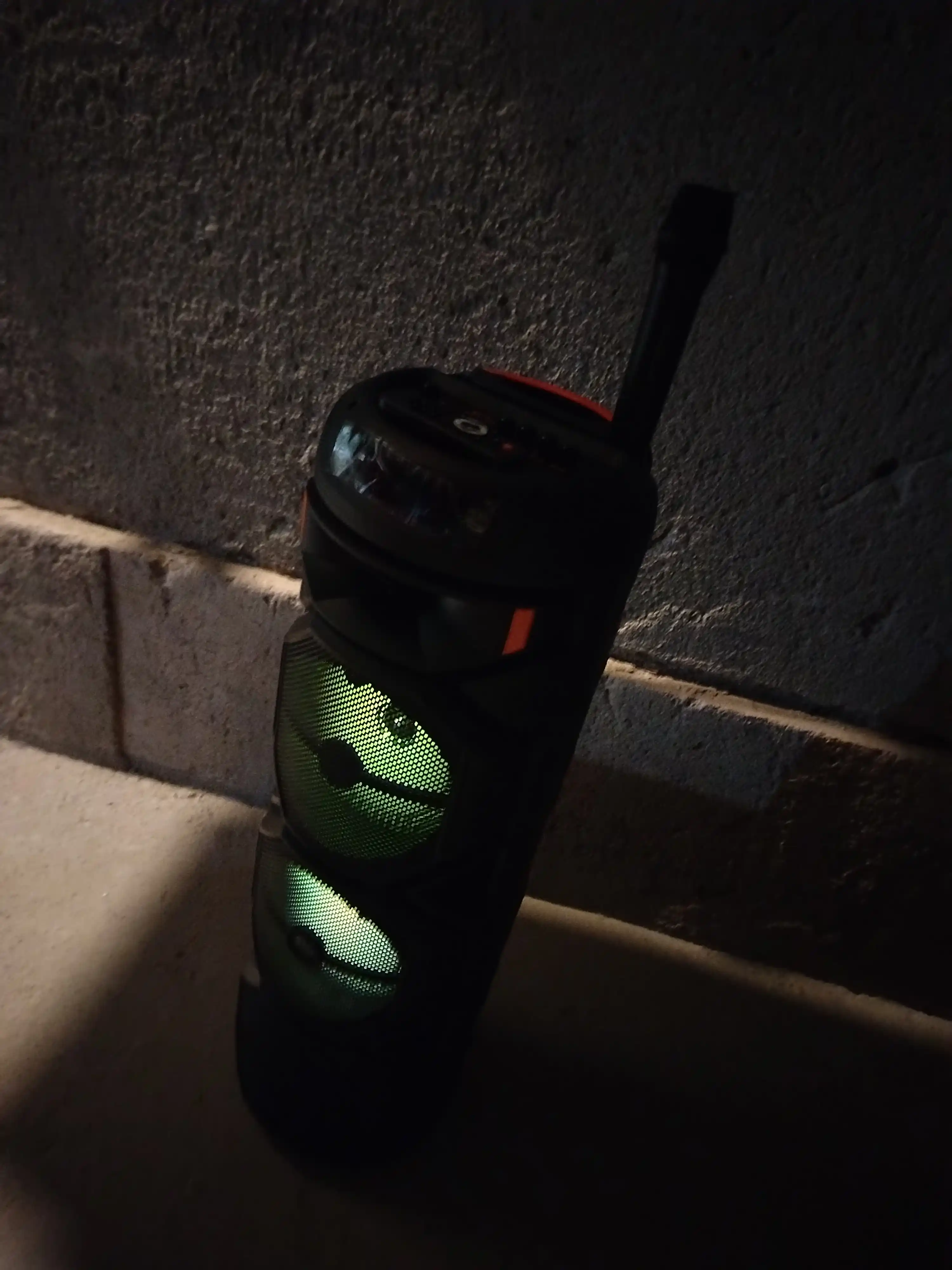 Karaoke kolonka, Bluetooth, simsiz mikrofonli, RGB chiroqli, 90×30 sm