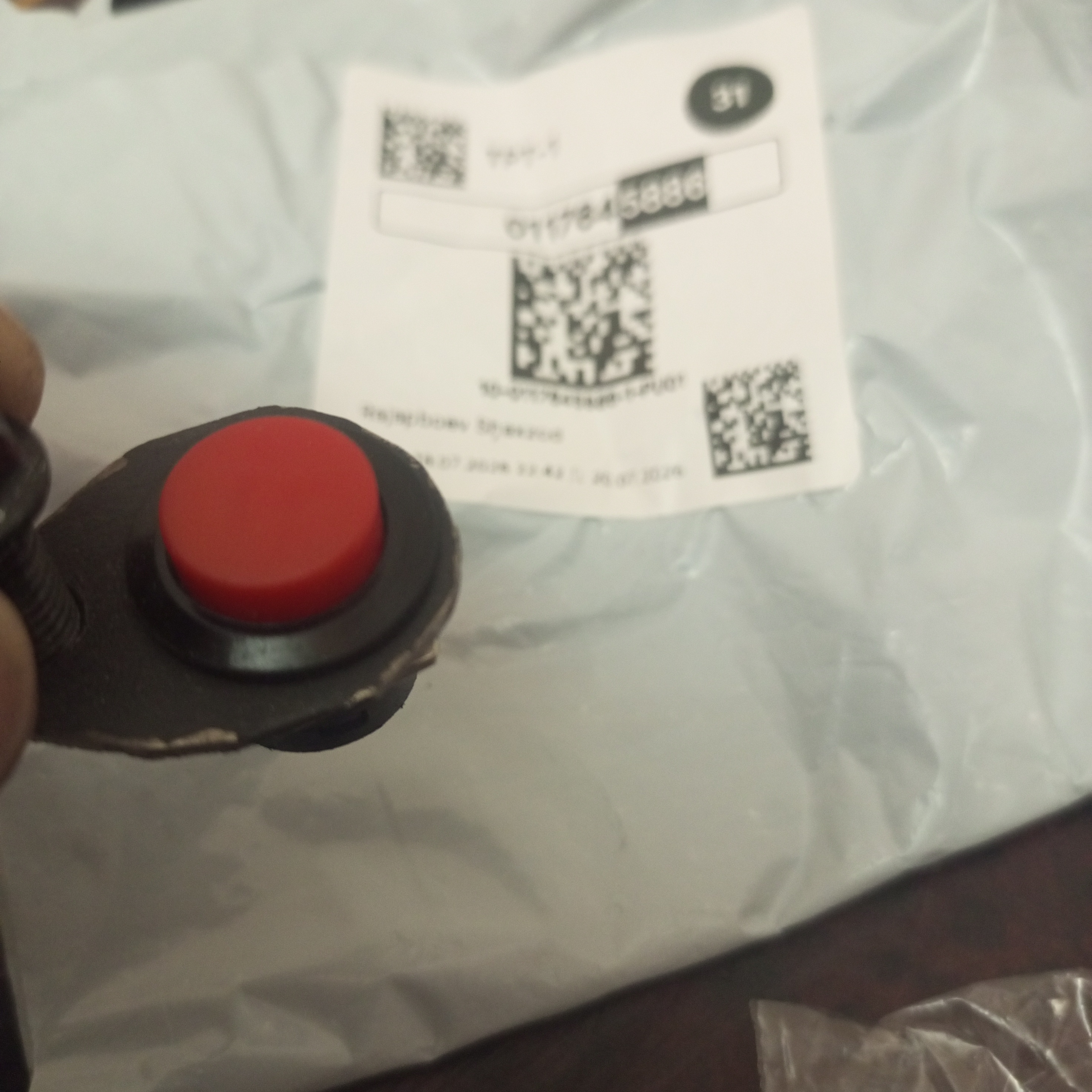 Tugma R13-507 off-(on) qizil (3A 250V)