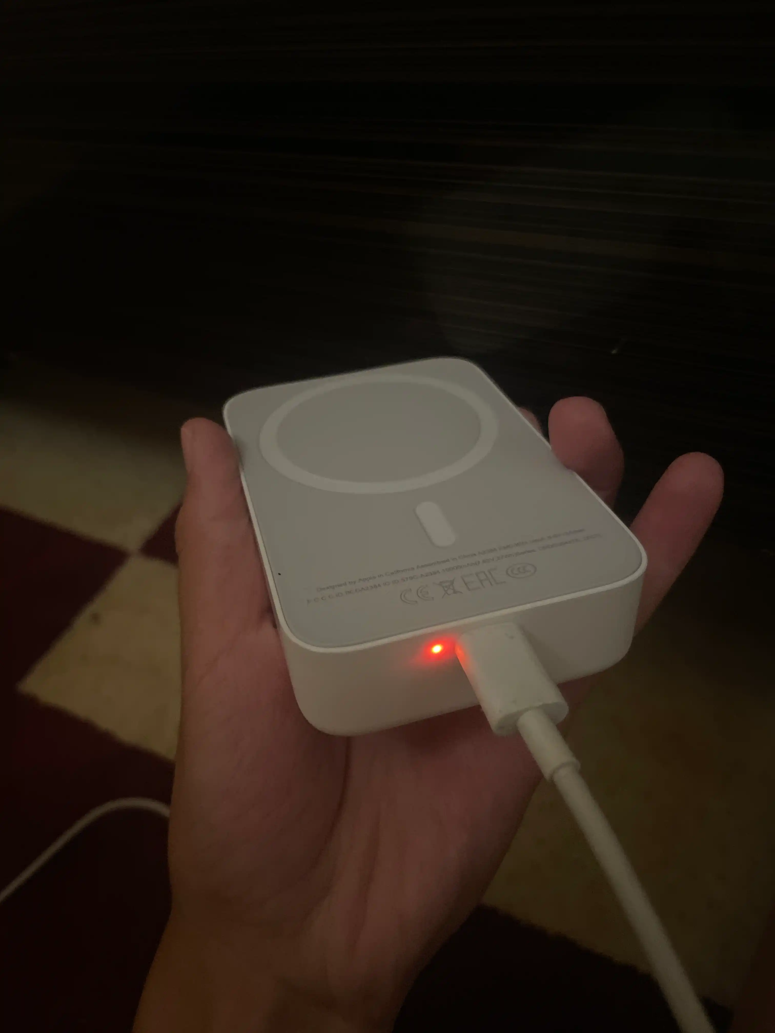 MagSafe power bank, iPhone uchun, 10.000 va 5.000 mA/h, Power bank