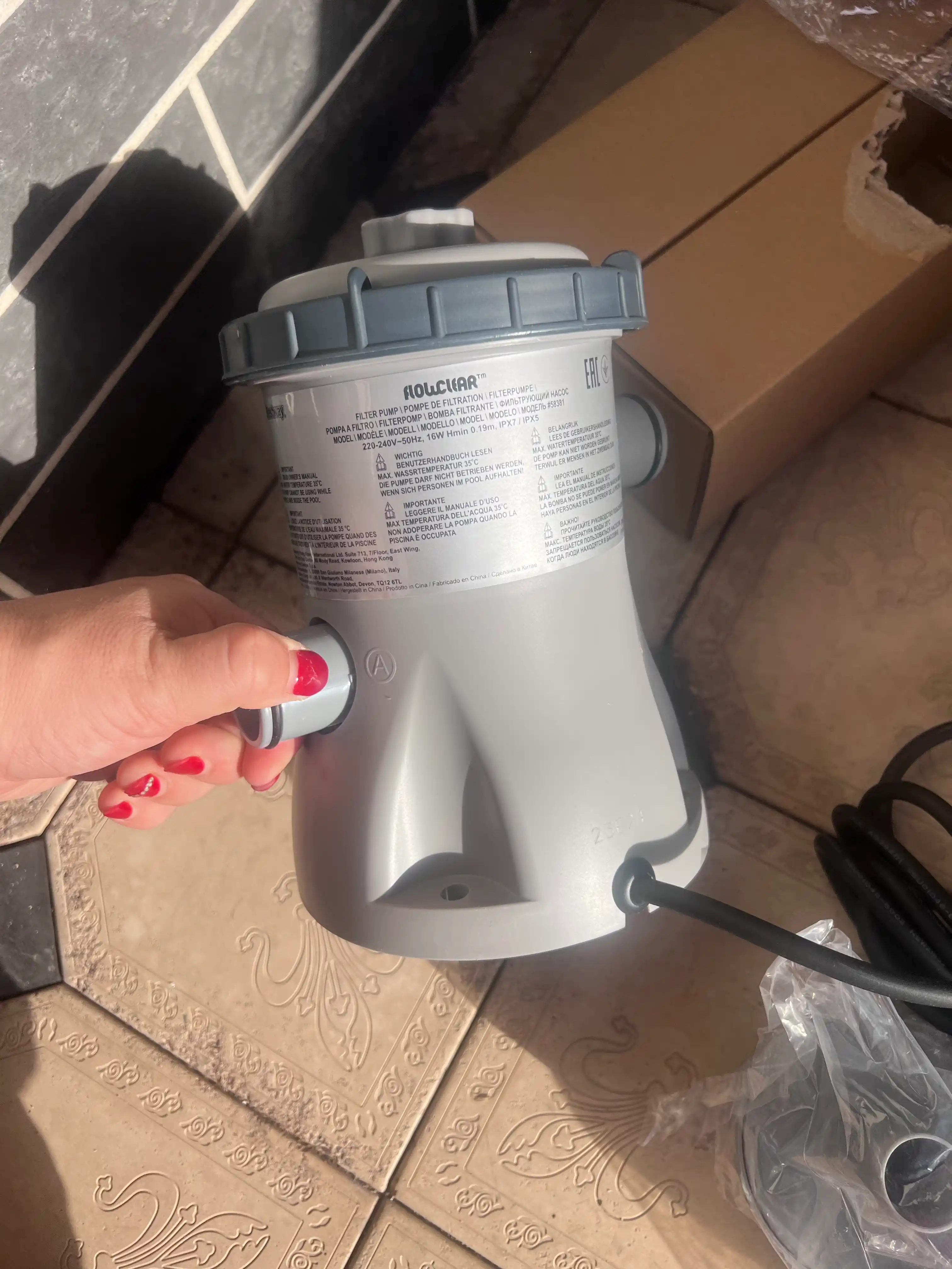 Bestway Steel Pro karkasli basseyni, 1200 litr - 10220 litr, ishonchli, butun oila uchun