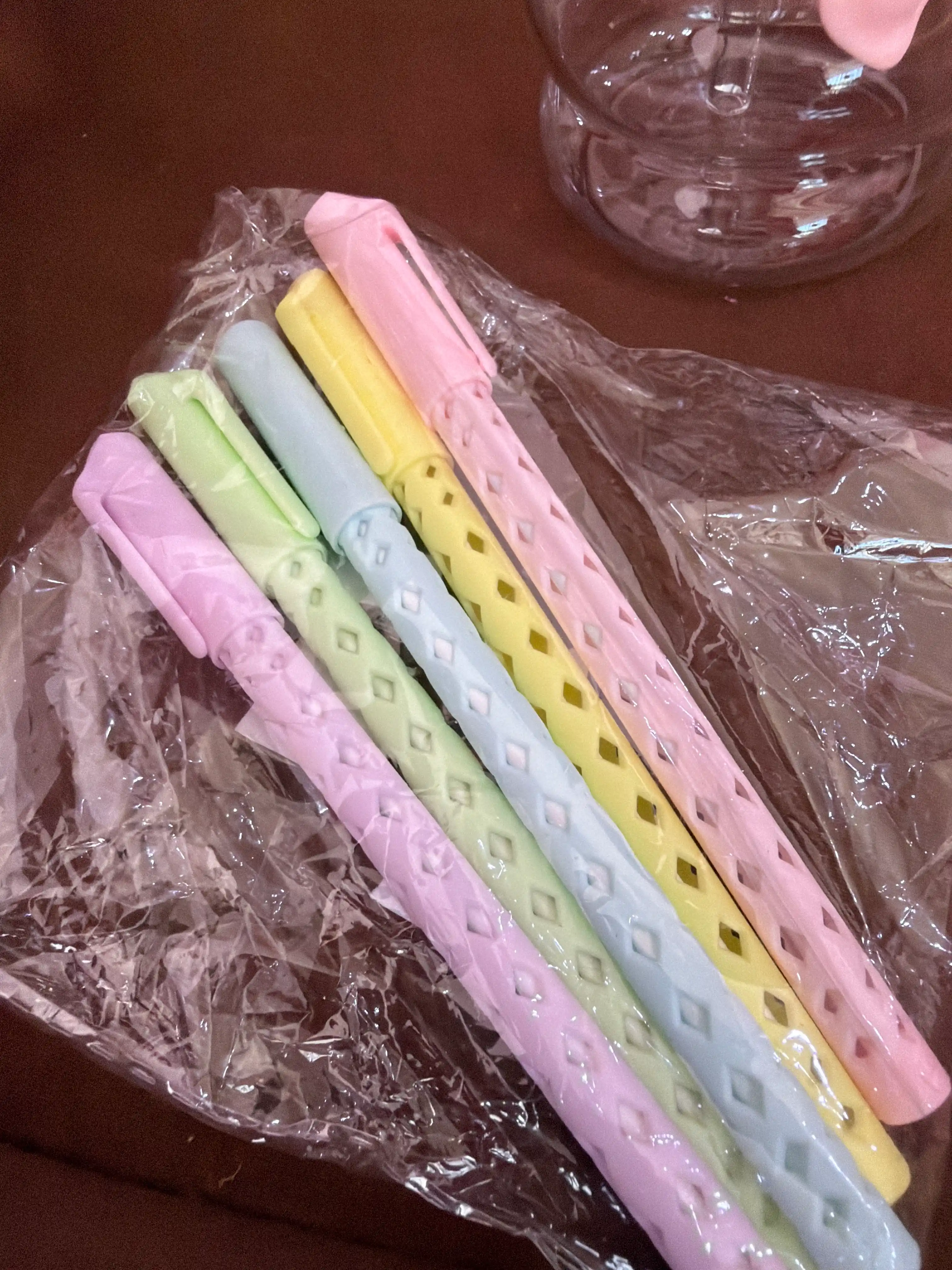 Шариковая ручка Cello Candy, для девочек, разноцветная, 0,5 мм