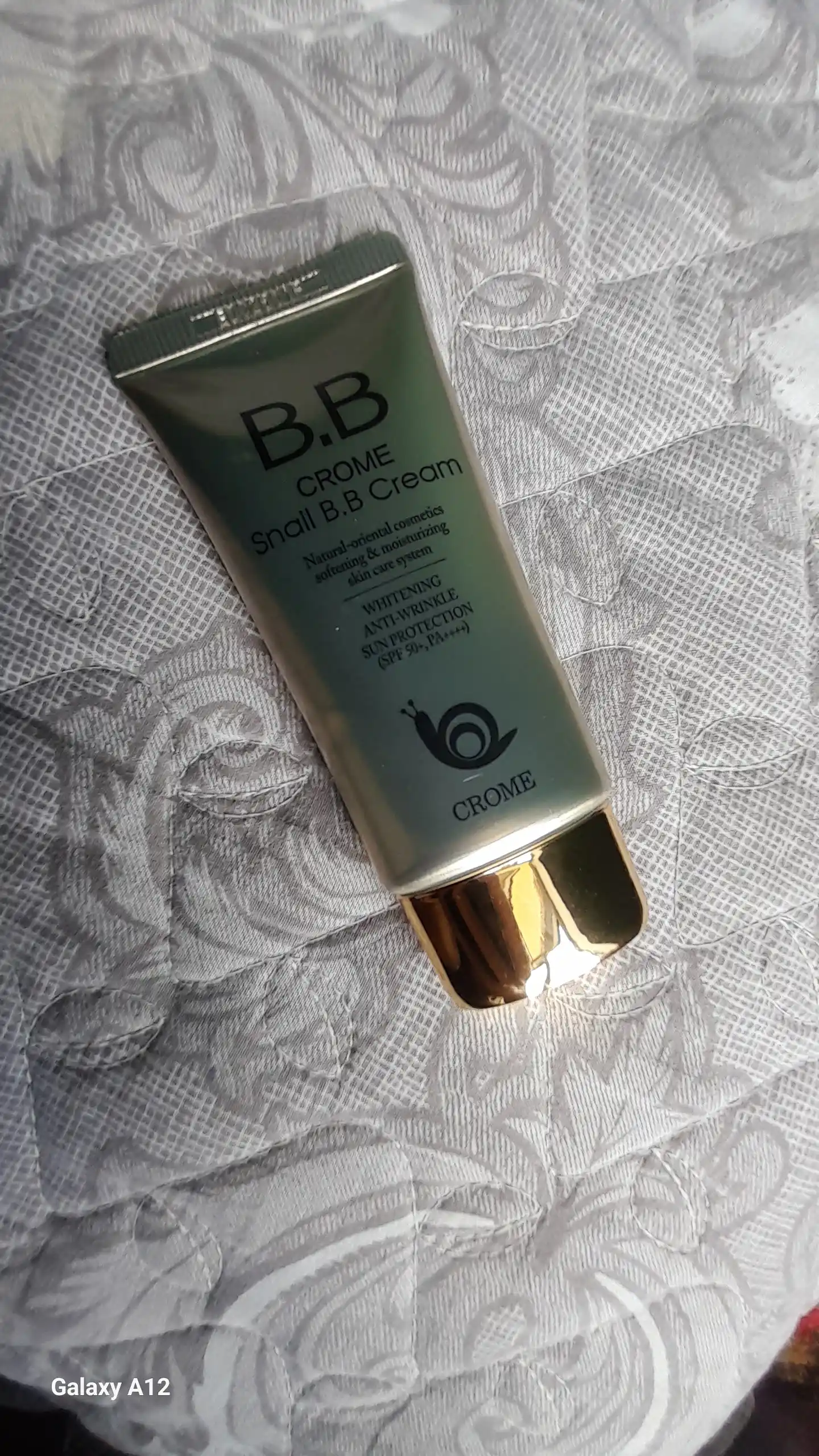 CROME SNAIL BB krem SPF 50, с муцином улитки, отбеливающий тональный крем