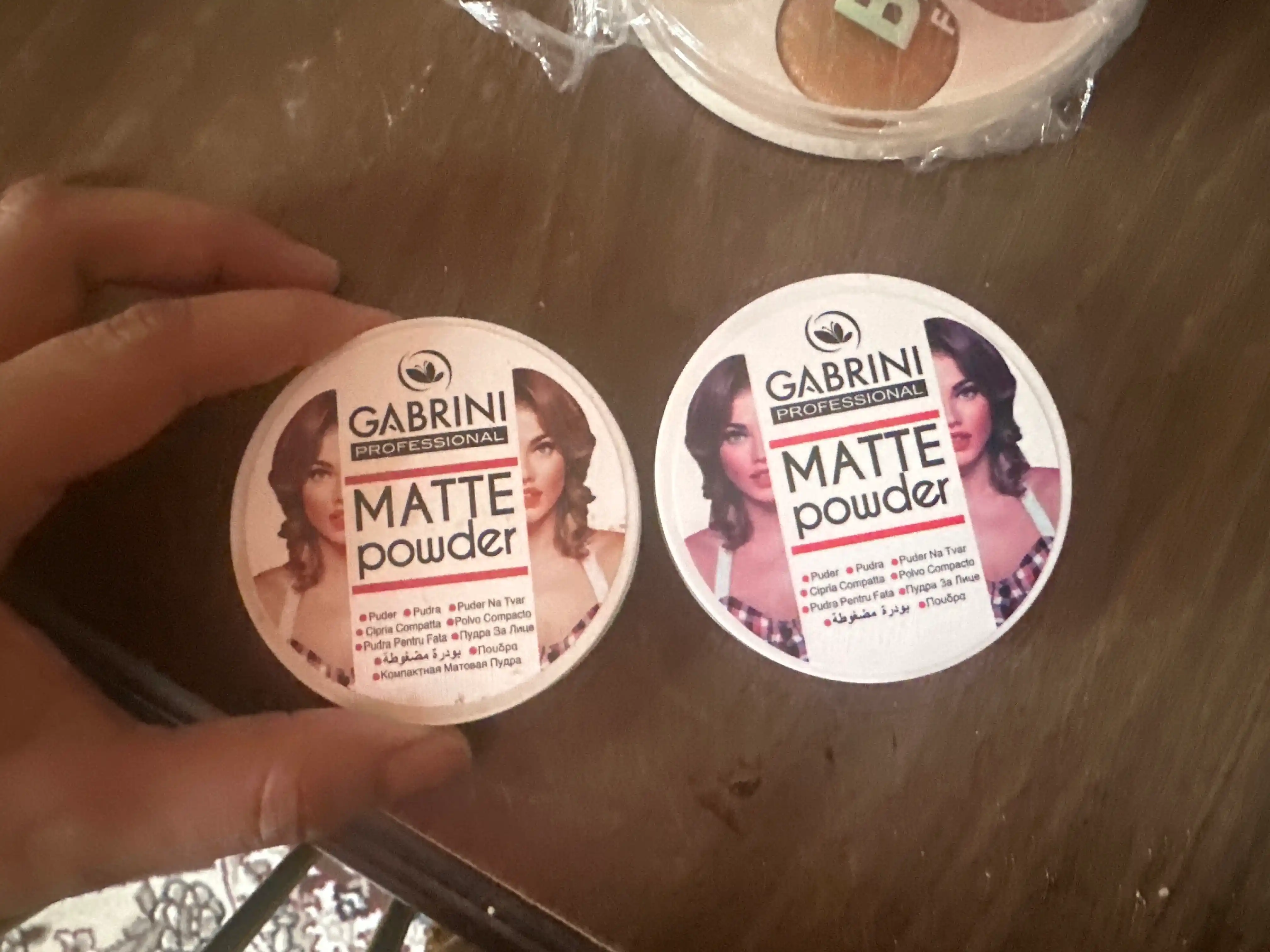 Pudra, yuz uchun upa Gabrini Matte Powder, suvga chidamli, matlashtiruvchi, 12 g