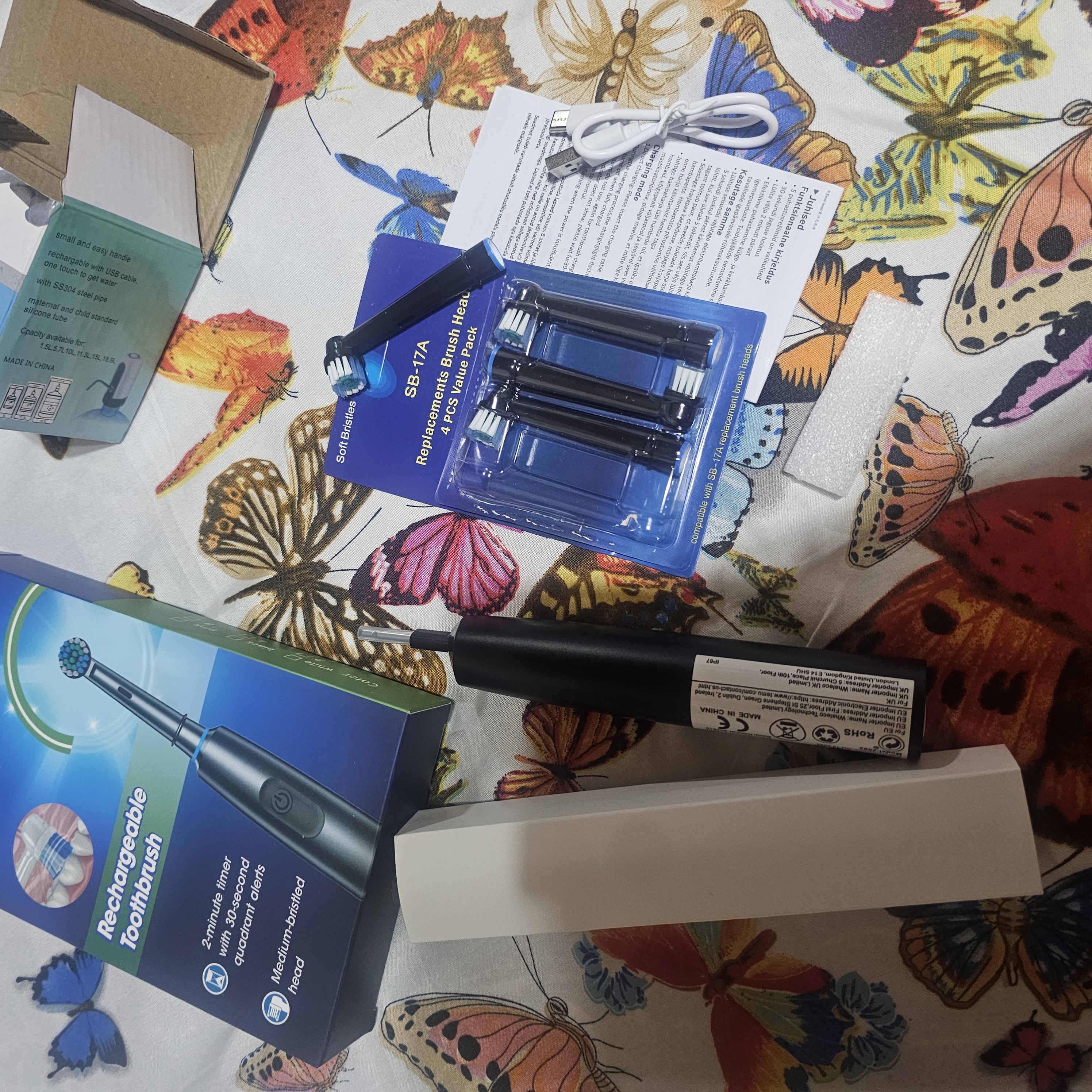 Oral-B turidagi aylanuvchi nasadkali elektr tish cho‘tkasi