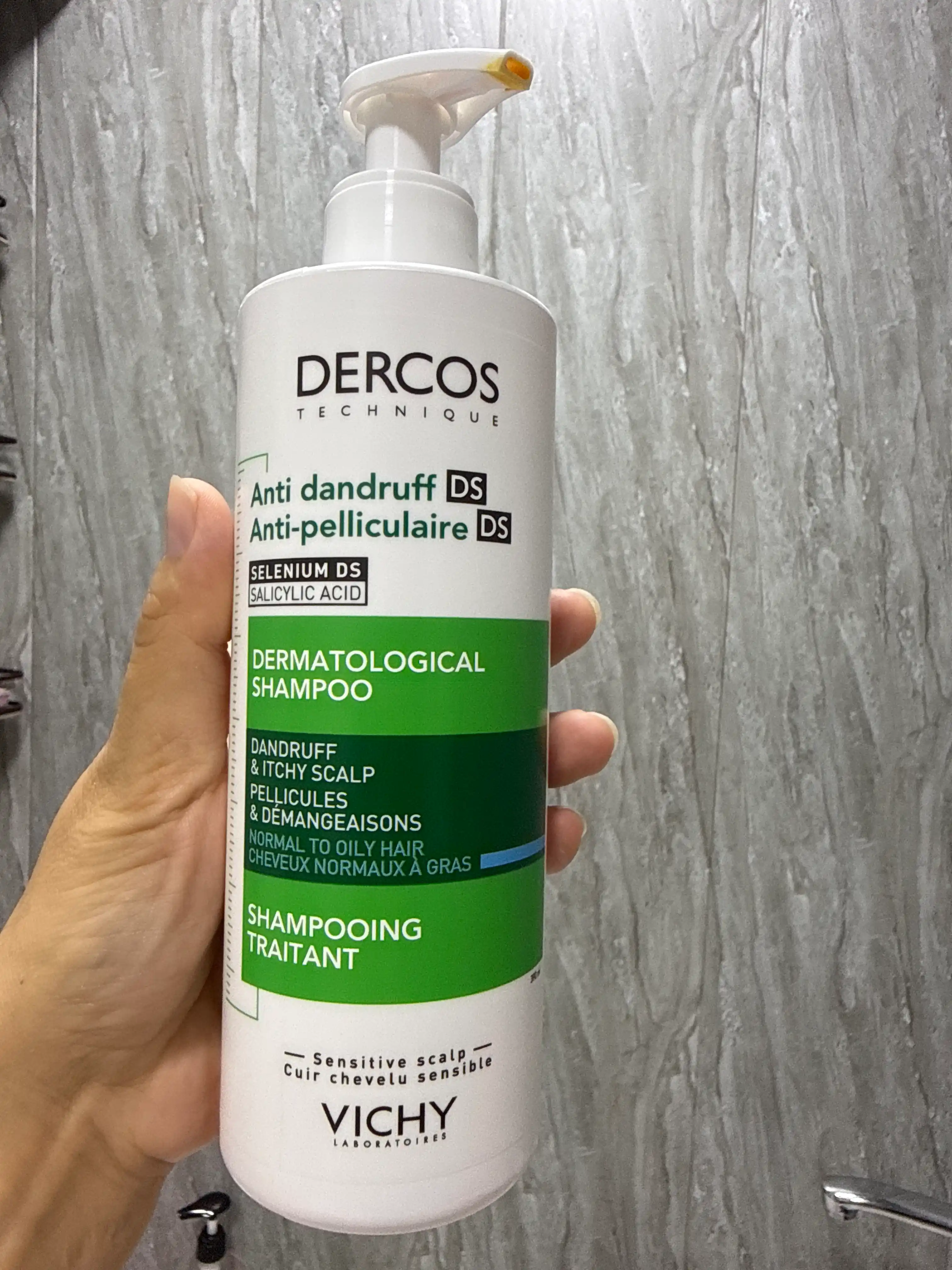 Vichy Dercos Zichlik va yog‘li sochlar uchun kepekka qarshi intensiv parvarish-shampun, 390 ml