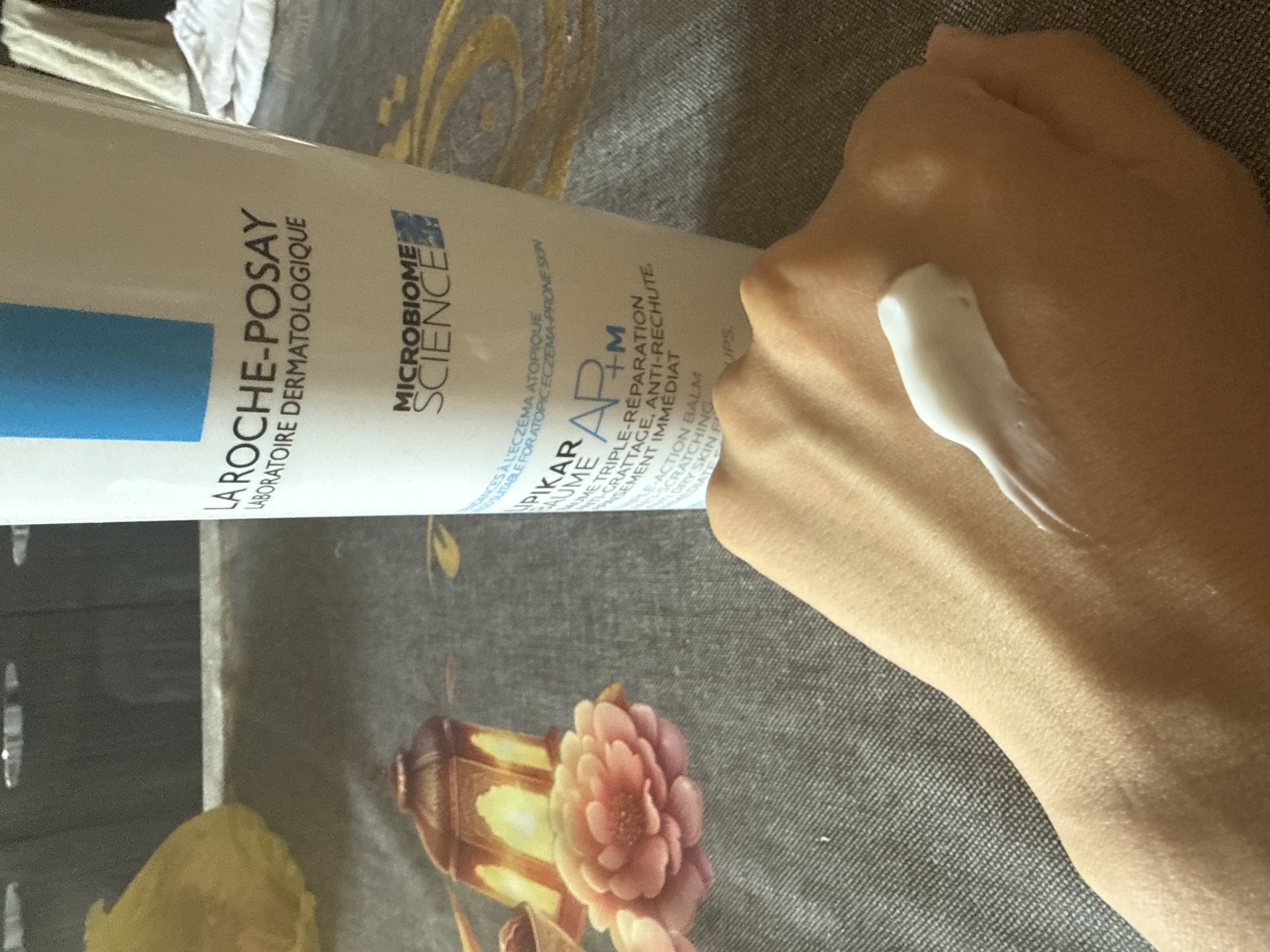 Lipitni to'ldiruvchi balzam LA ROCHE-POSAY LIPIKAR AP+M, yuz va tana uchun uch tomonlama harakat, 400 ml