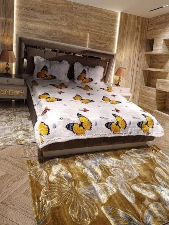 Yozgi ko'rpa to'plami 200×220 sm, yostiq jildlari bilan, yengil va qulay - 