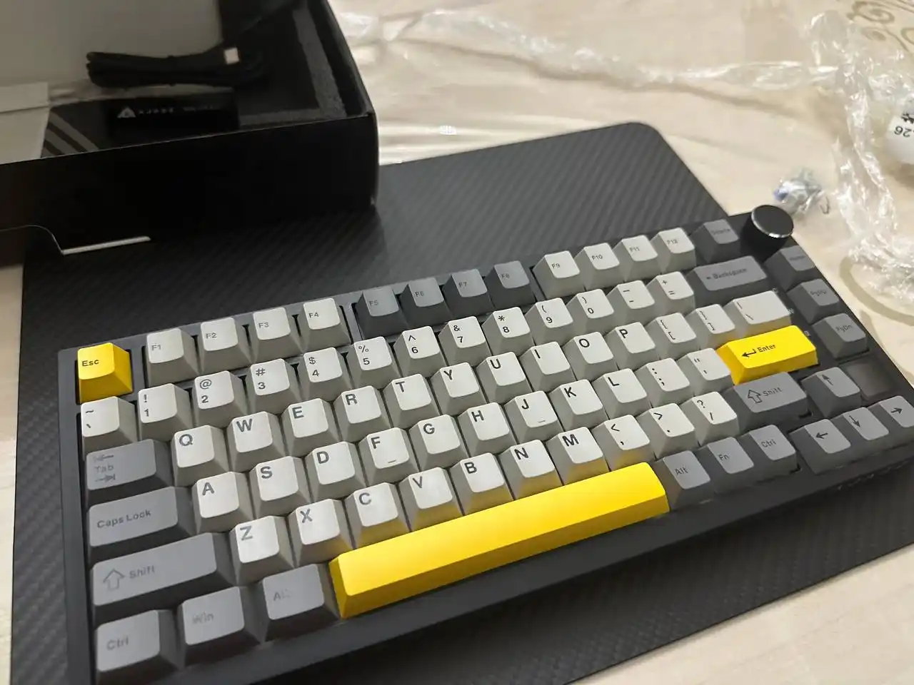 AJAZZ AK820 PRO mexanik klaviatura, 75%, RGB, ekran, Bluetooth, 2.4G