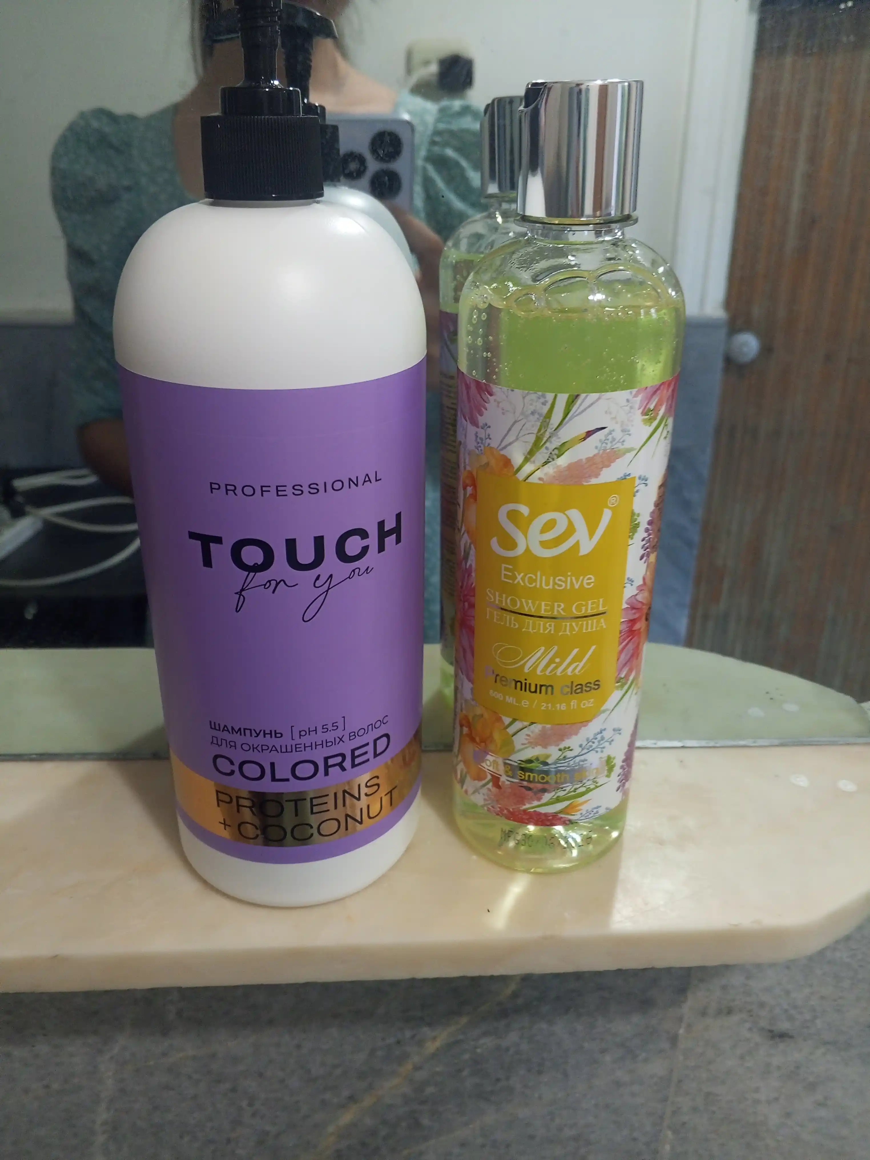 Soch uchun professional parfyumlangan shampuni Touch For You, 1000 ml
