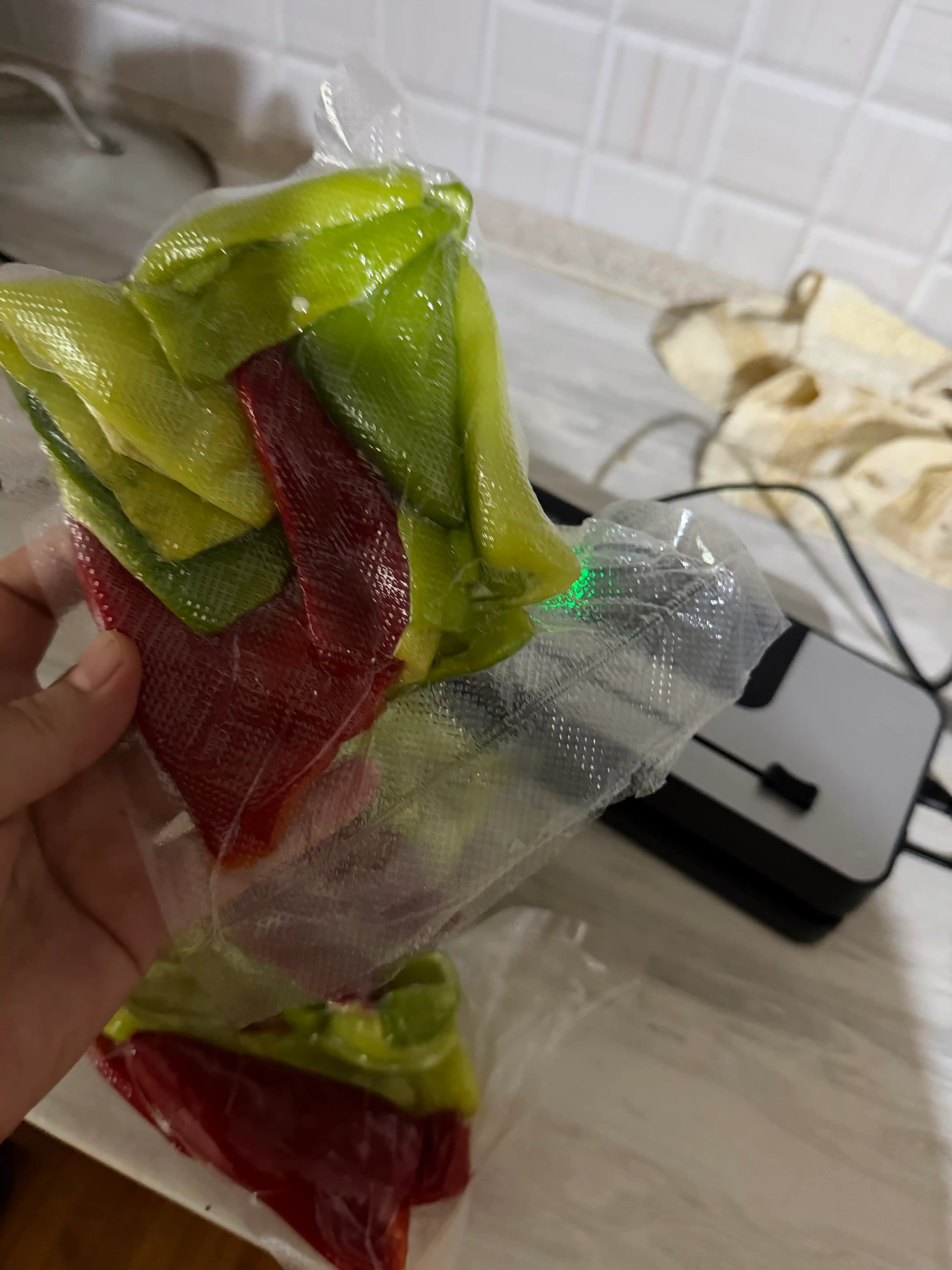Вакууматор — вакуумный упаковщик продуктов, + 10 пакетов, машина для вакуумной упаковки