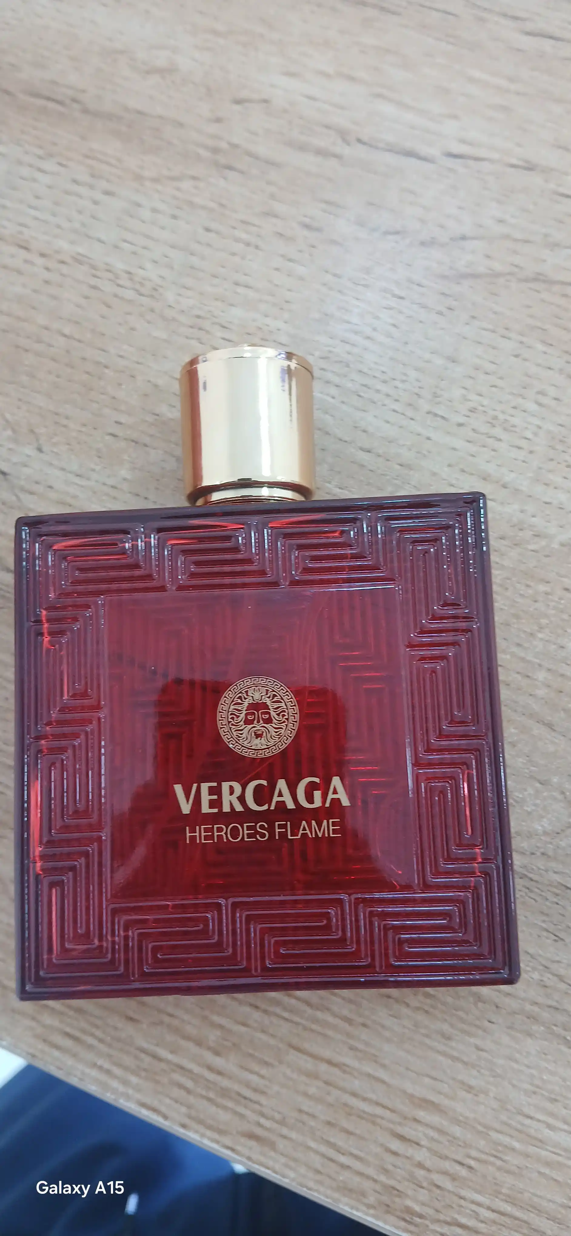 Parfyumlangan suv erkaklar uchun  Versace Eros Flame, sovg'a uchun, 100 ml
