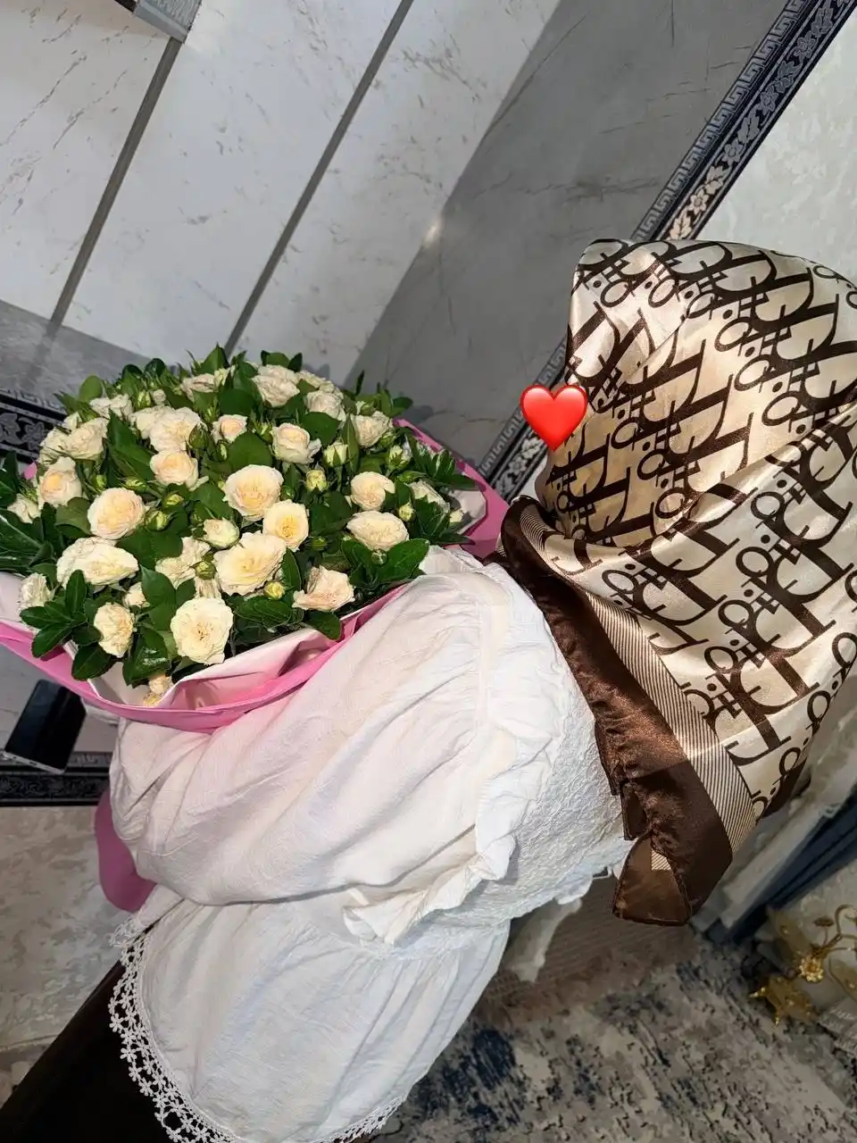 Ayollar va qizlar uchun paxtali ro‘mollar, sharflar va hijoblar, 90 x 90