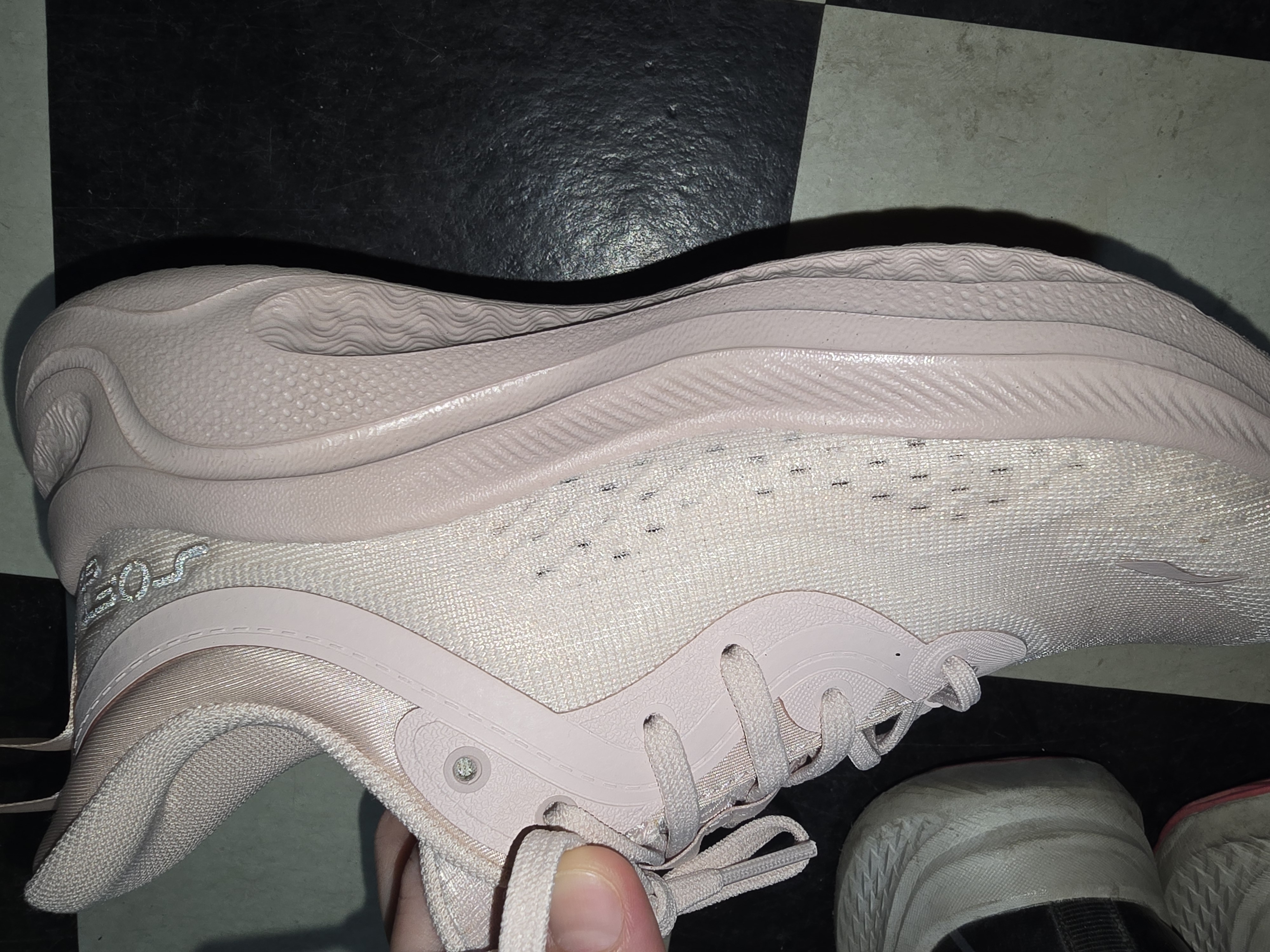 Li-Ning SOFT GO 2 WMS ayollar krossovkalari AGLV040