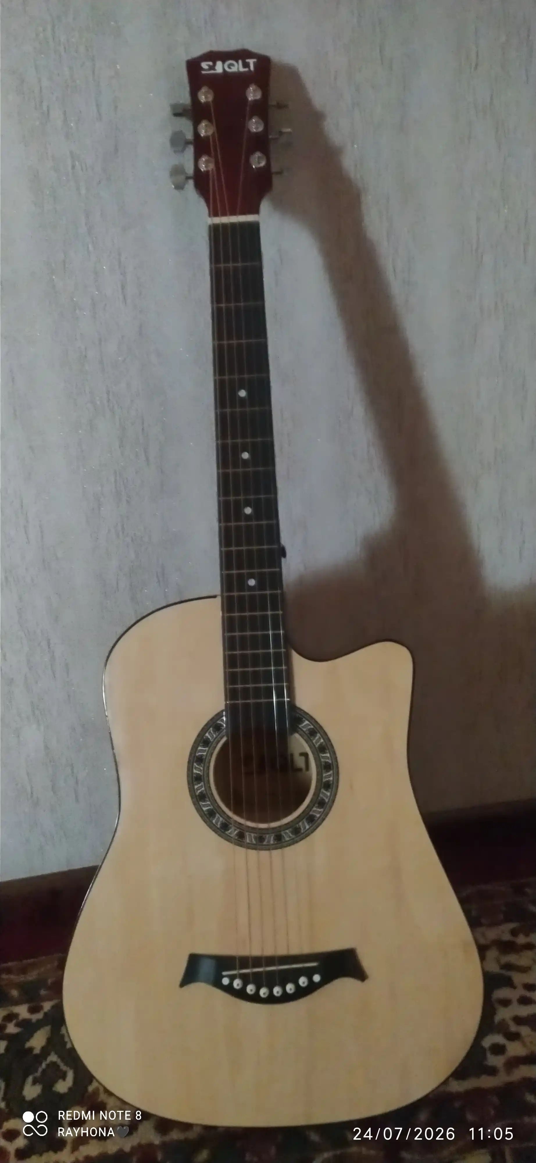 Akustik gitara QLT, 38 dyum