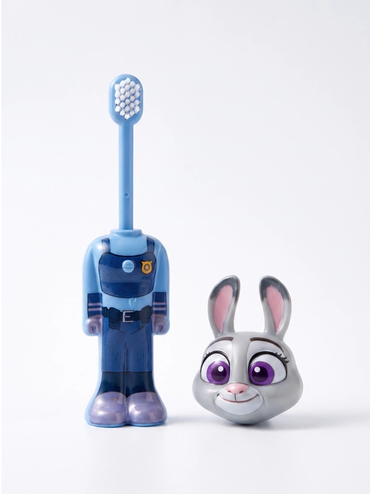Детские зубные щётки с героями Zootopia и Minecraft