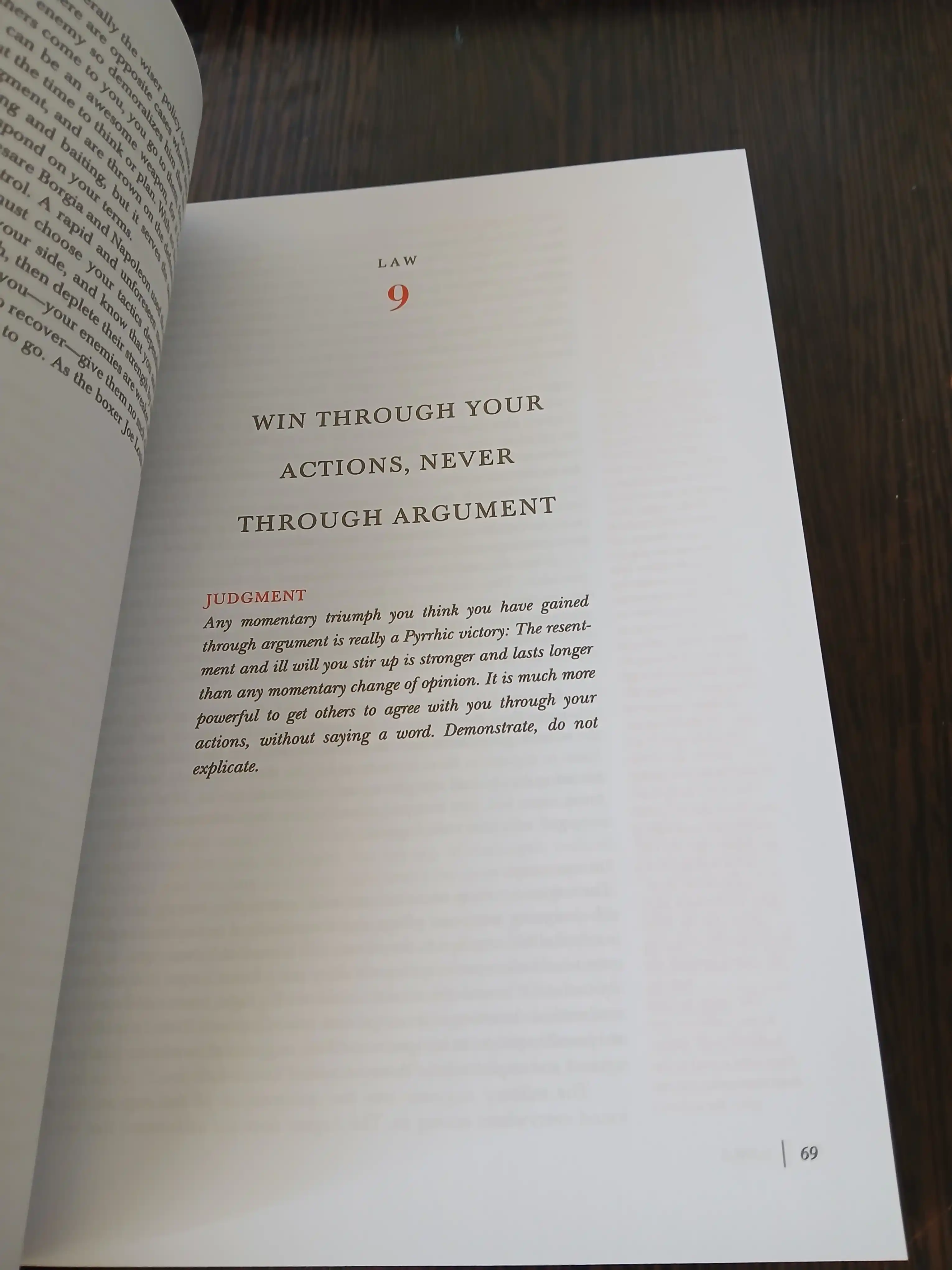 The 48 laws of Power Robert Greene