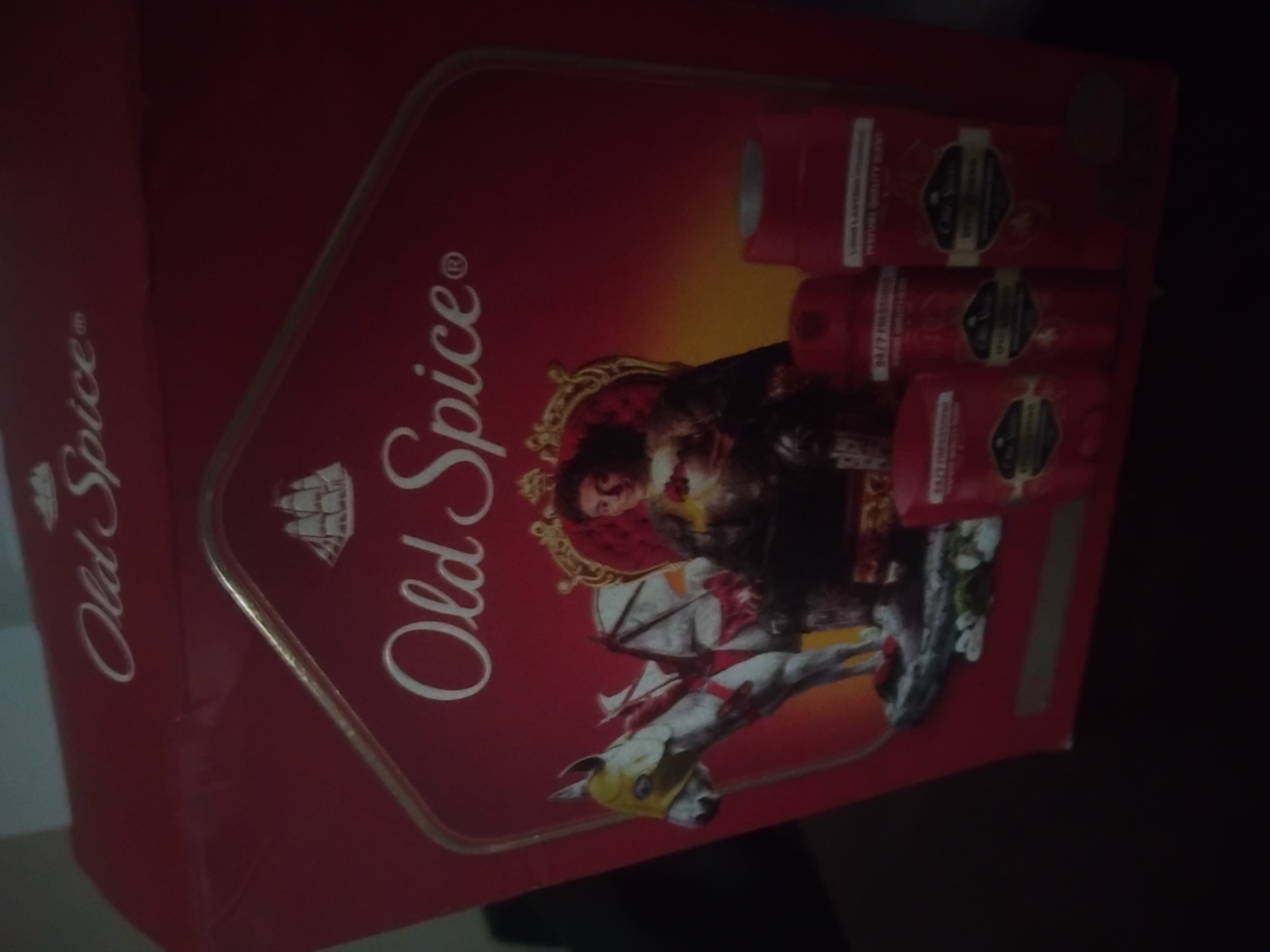 Подарочный набор Old Spice Epic Legend дезодорант стик 50мл + спрей 150мл + гель для души 250мл