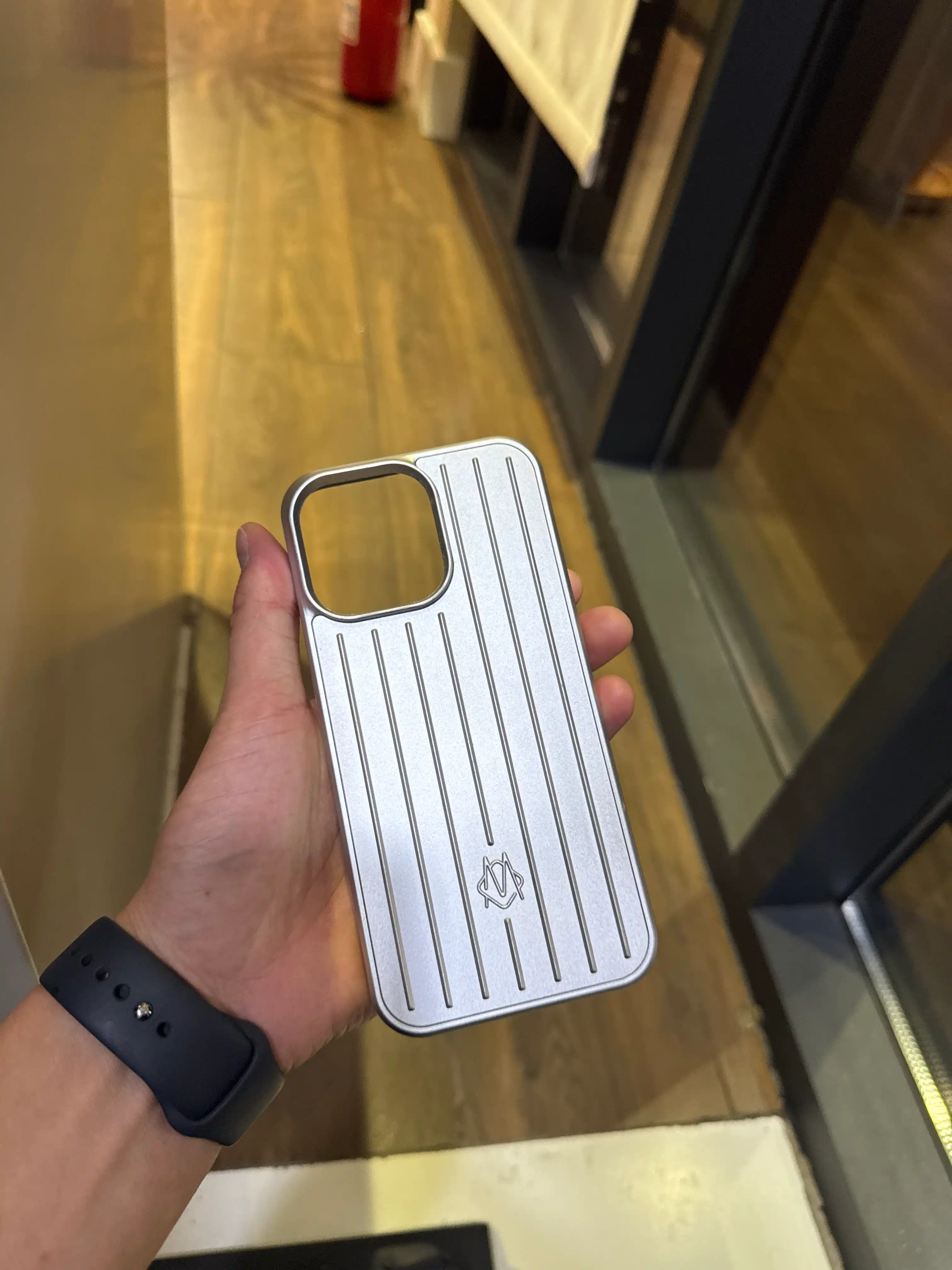 RIMOWA Chexol iPhone 14, 15, 16, 17, Pro, Max, Plus, Air, rangli