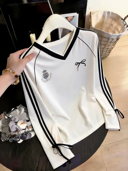 Ayollar uchun oversize svitshot zamonaviy