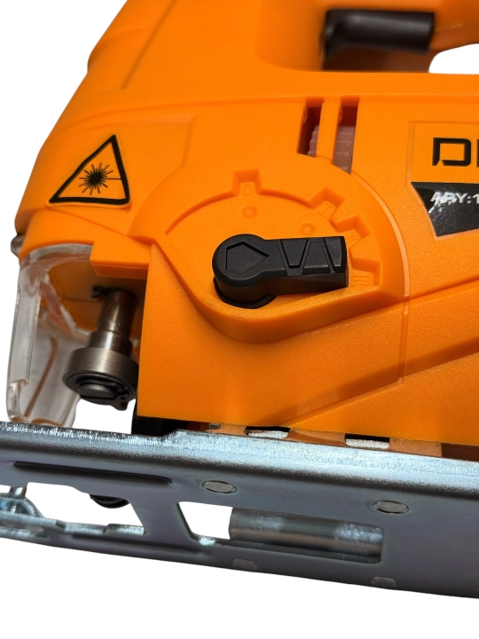 Elektr lobzik DINGQI 109080 lazerli, 710 W, mayatnik rejimi, tezlik sozlagichi bilan