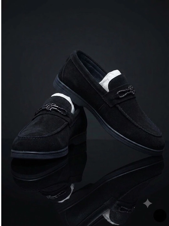 Elegant va qulay qora zamsh loferlar