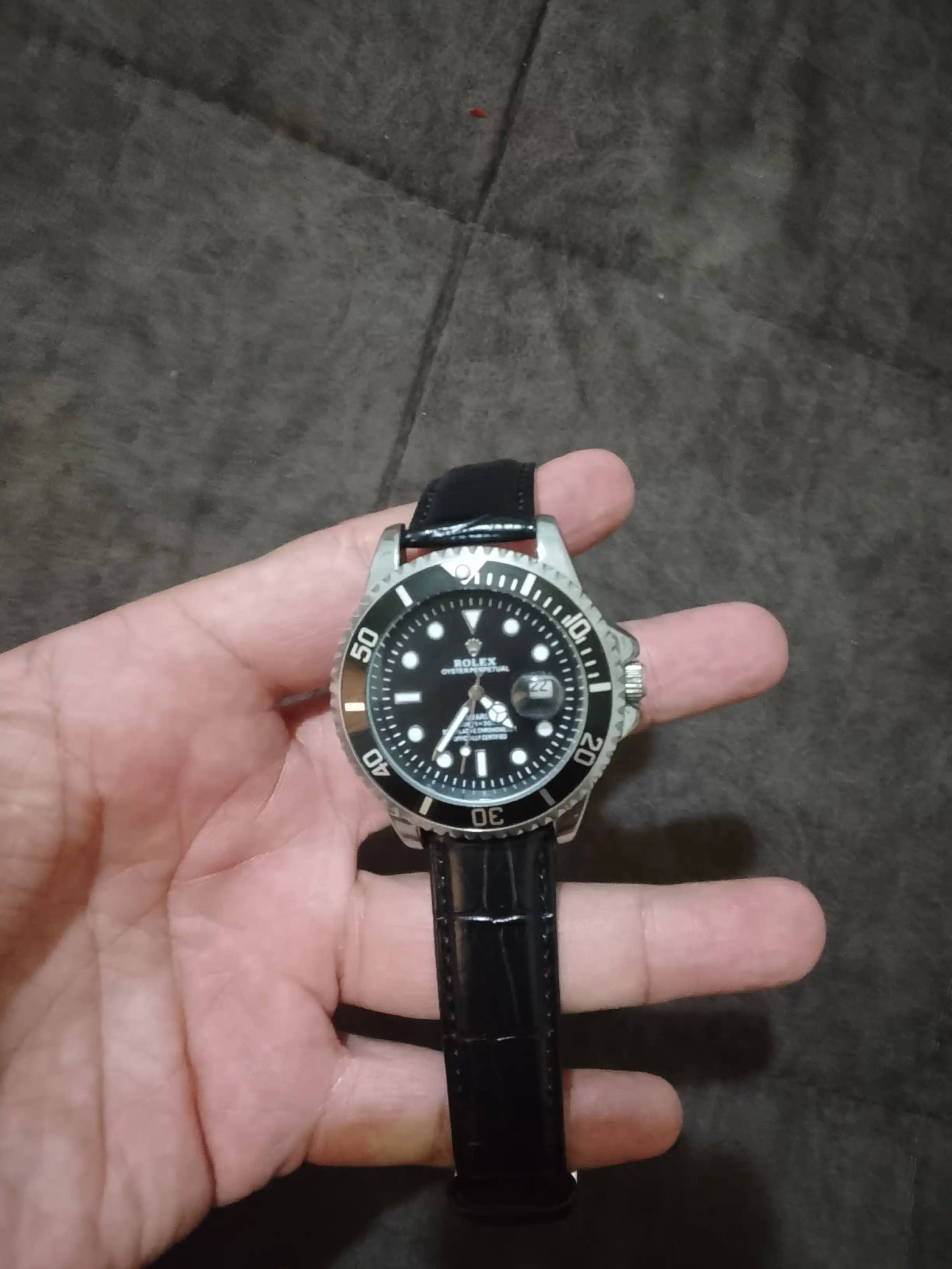 Еrkaklar soat kamari 20,22 mm, klassik soat tasmalari, tutqich mexanizimi bilan