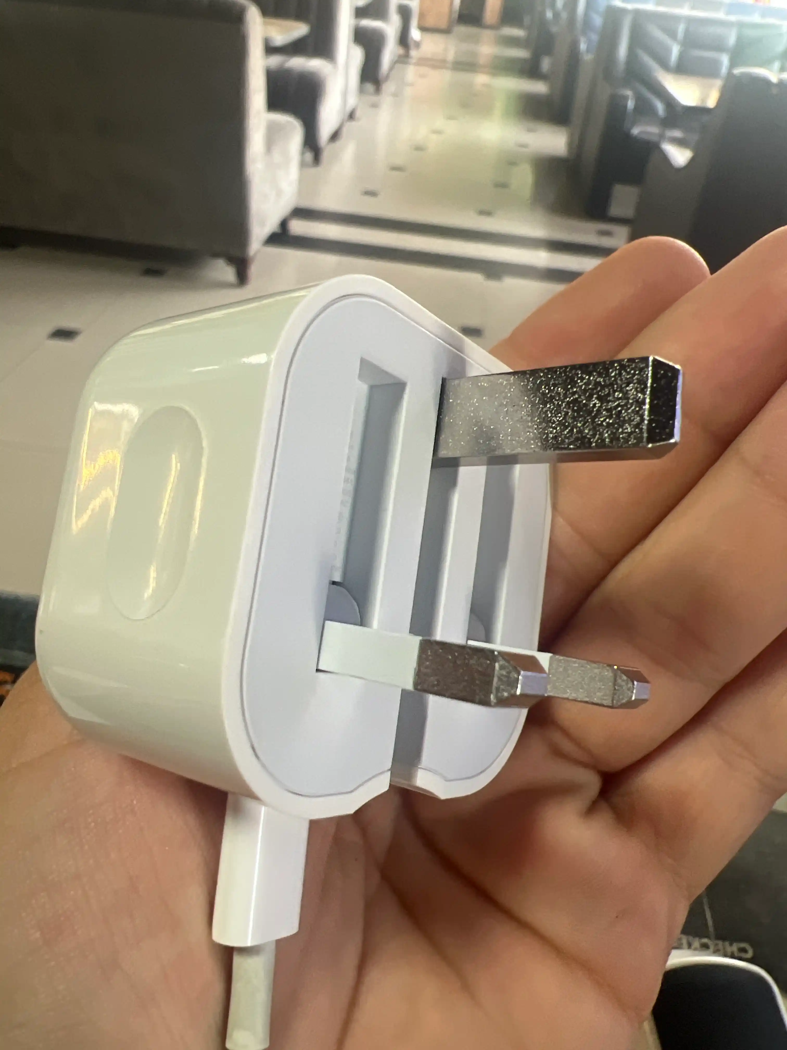 Зарядка для Айфона адаптер USB-C 20ват — быстрая зарядка для моделей iPhone 13,14,15,16,17