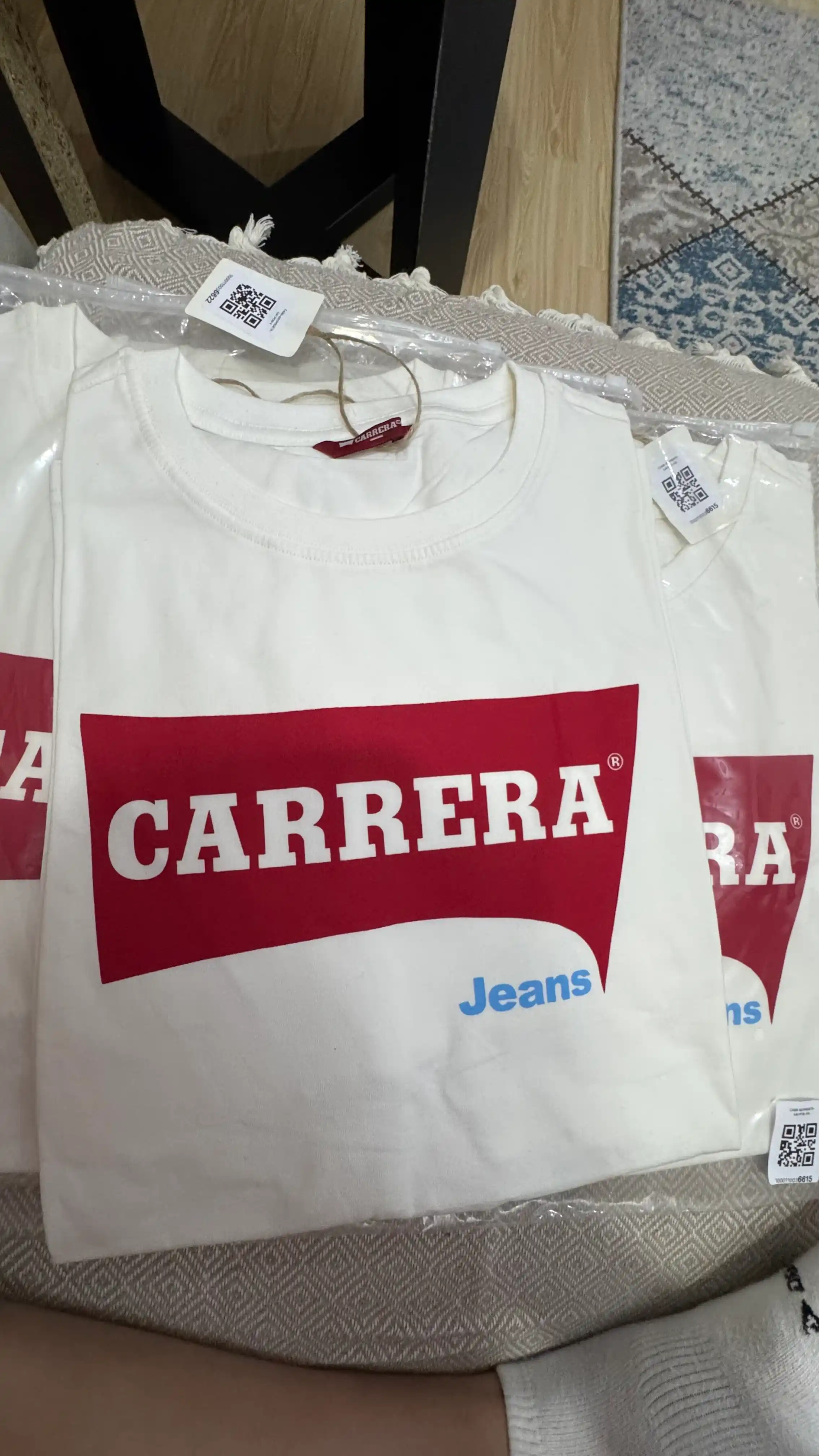 Erkaklar futbolkasi Carrera Jeans dumaloq yoqali, 100% paxta, Italiya