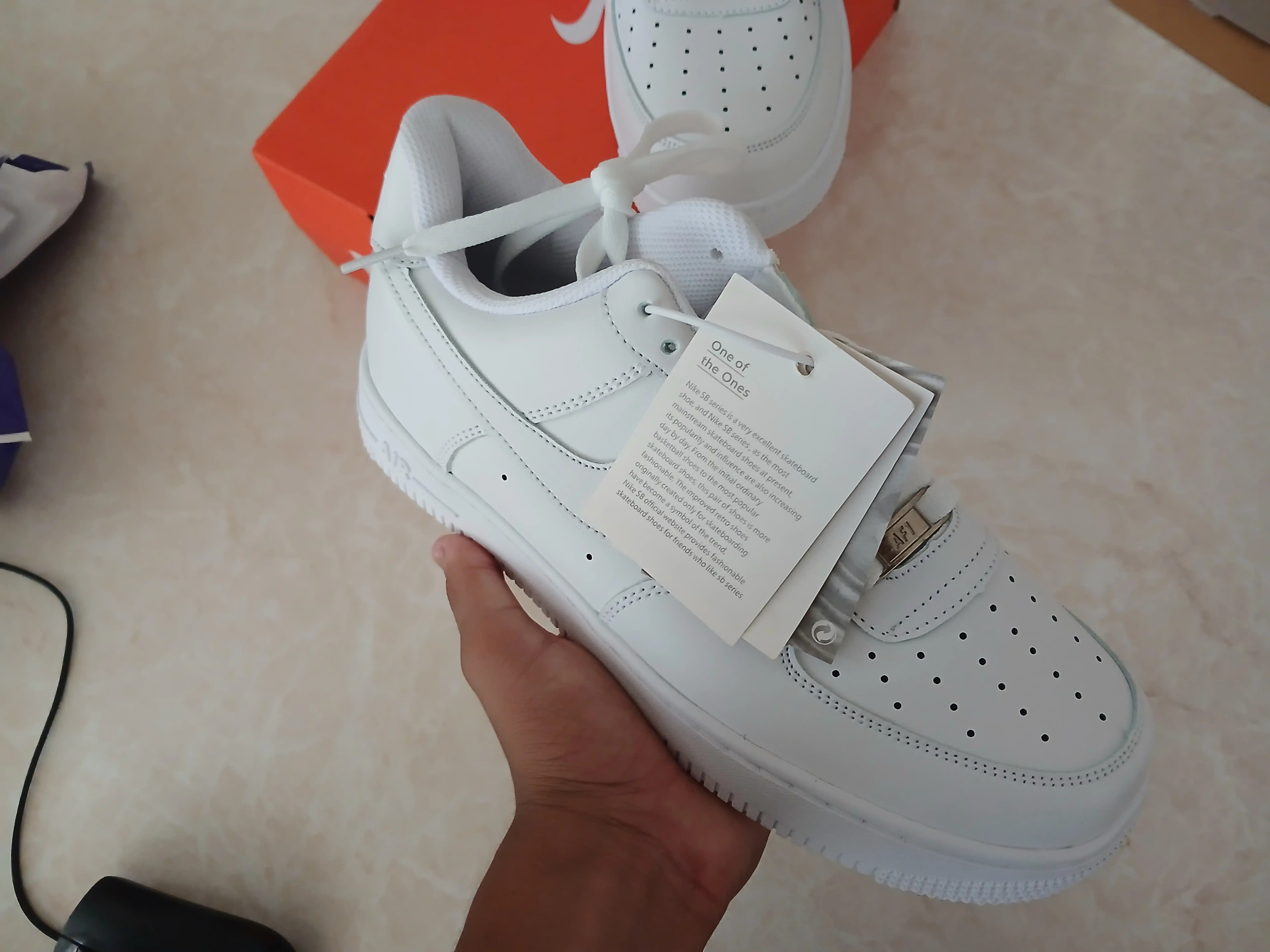 Nike Air Force erkaklar krossovklari