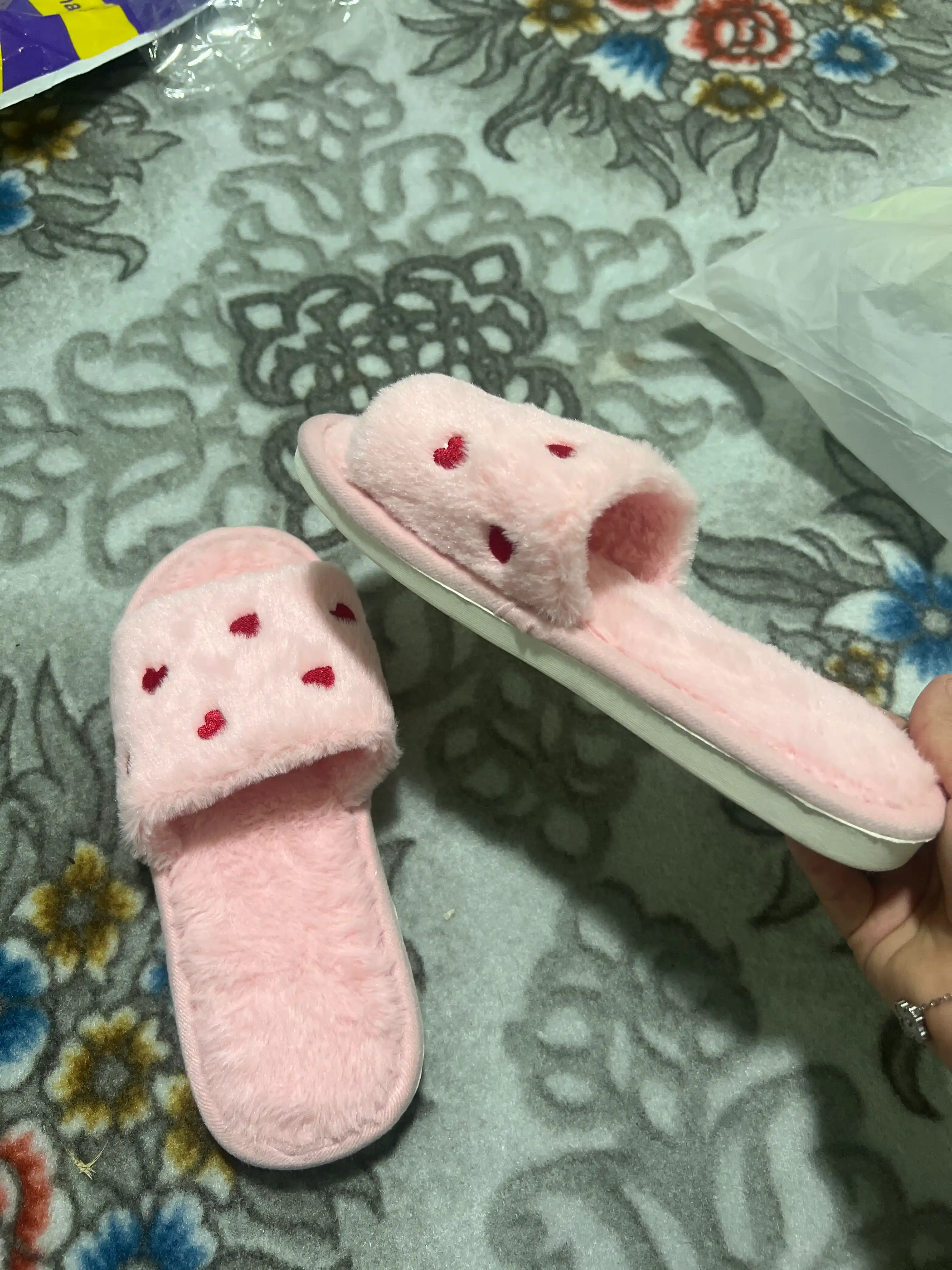 Женские домашние тапочки