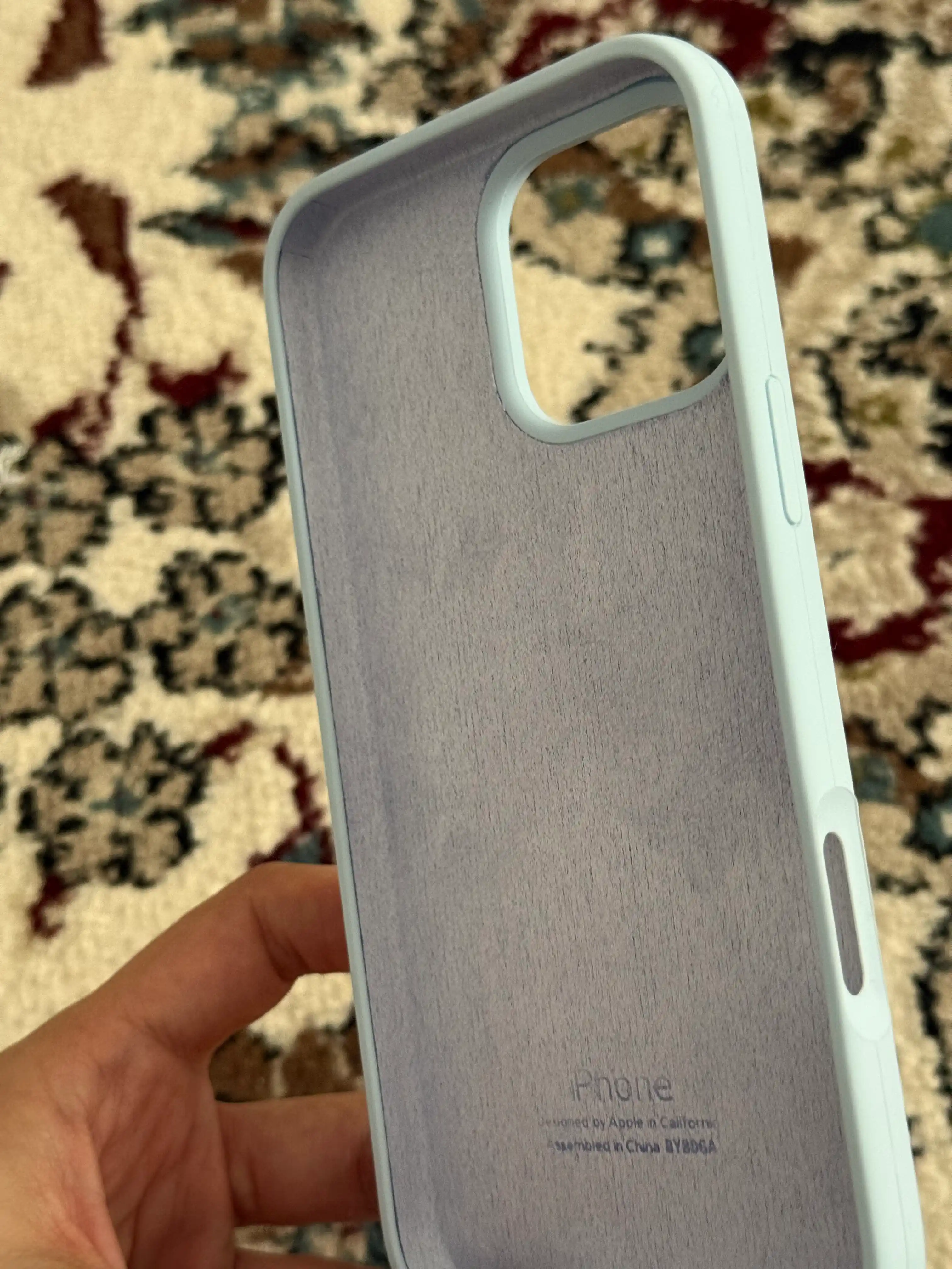 Iphone 17, 16, 15, 14, 13, 12, 11 modellari uchun silikon g'ilof