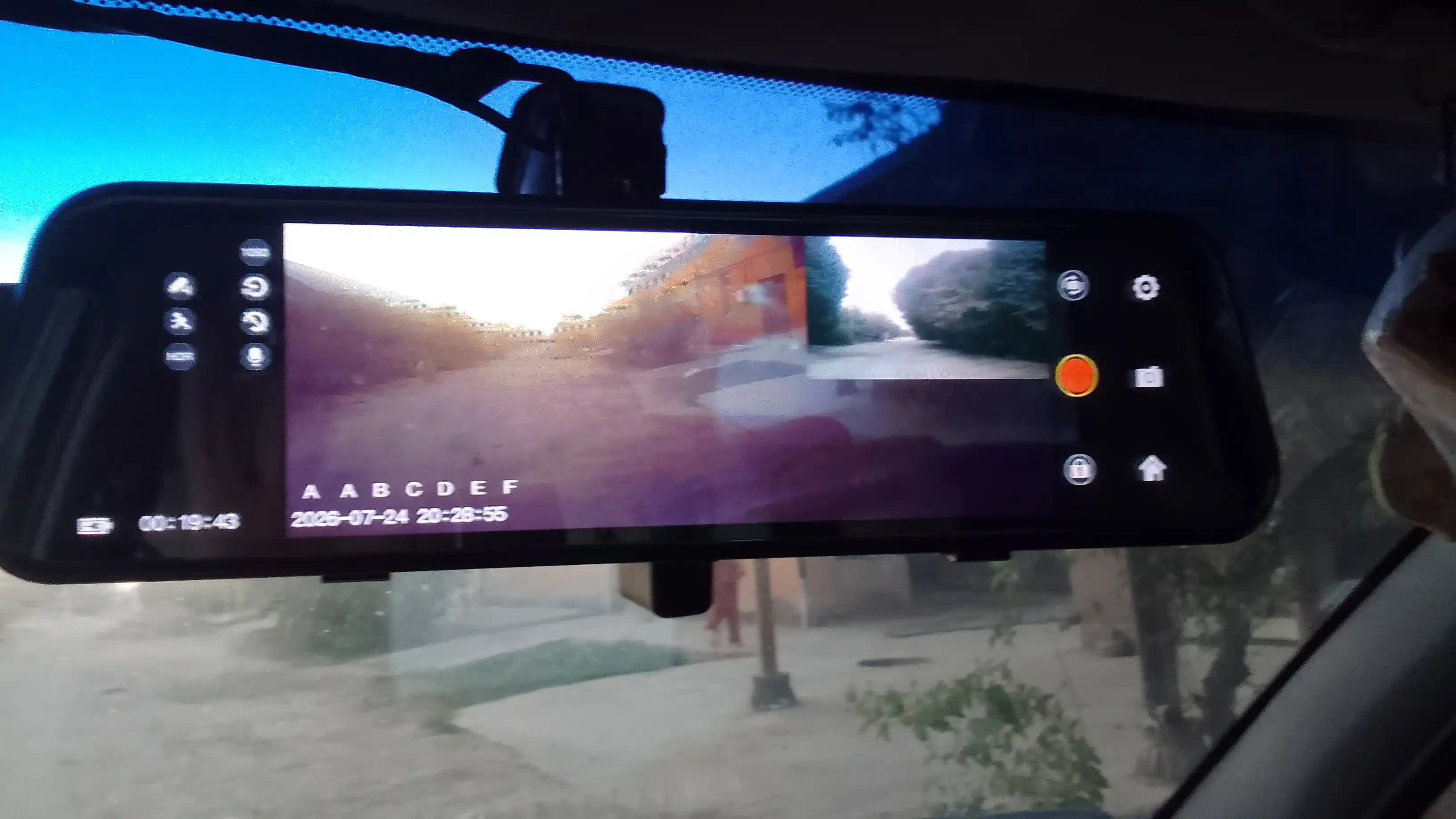 3 va 2 kamerali Sony videoregistratorlari, Wi-Fi monitoringi