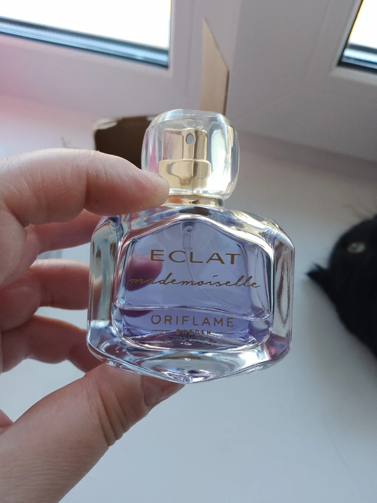 Ayollar atiri Eclat Mademoiselle Oriflame, 50 ml — nafis va yoqimli hidli parfum