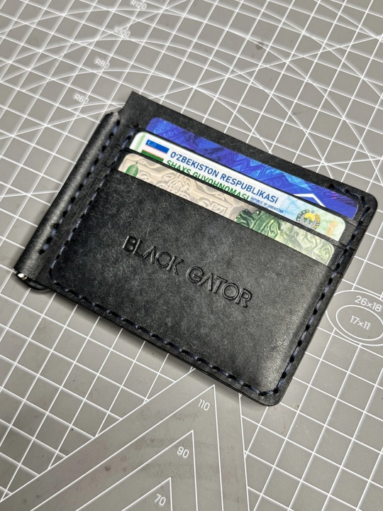 Зажим для денег из натуральной итальянской кожи и ручной прошивки Black Gator