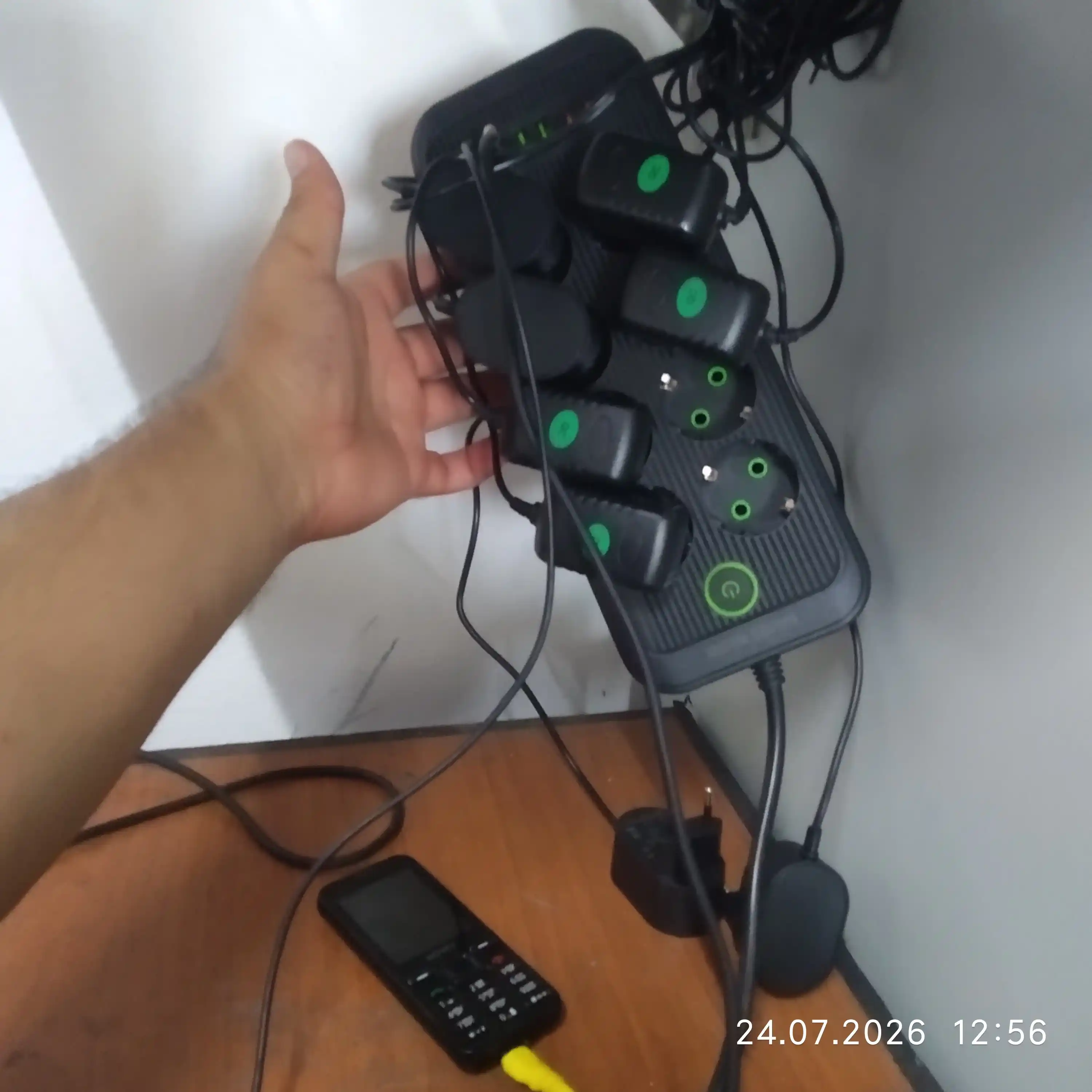 Elektr uzaytirgich, 2 metr, 3 ta USB port, Type-C, tarmoq filtri