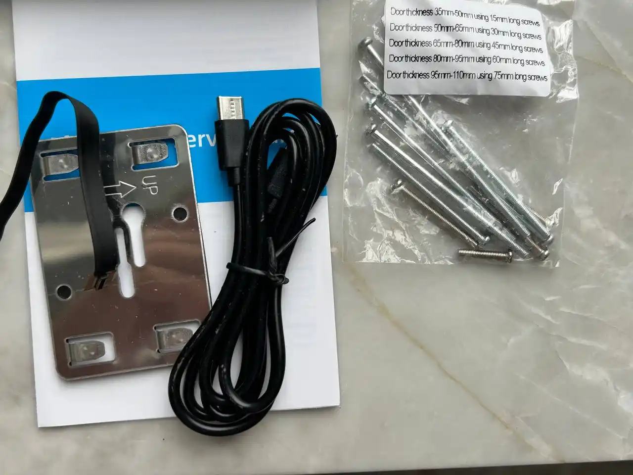 Monitor bilan simsiz kirish eshigi uchun video ko'z