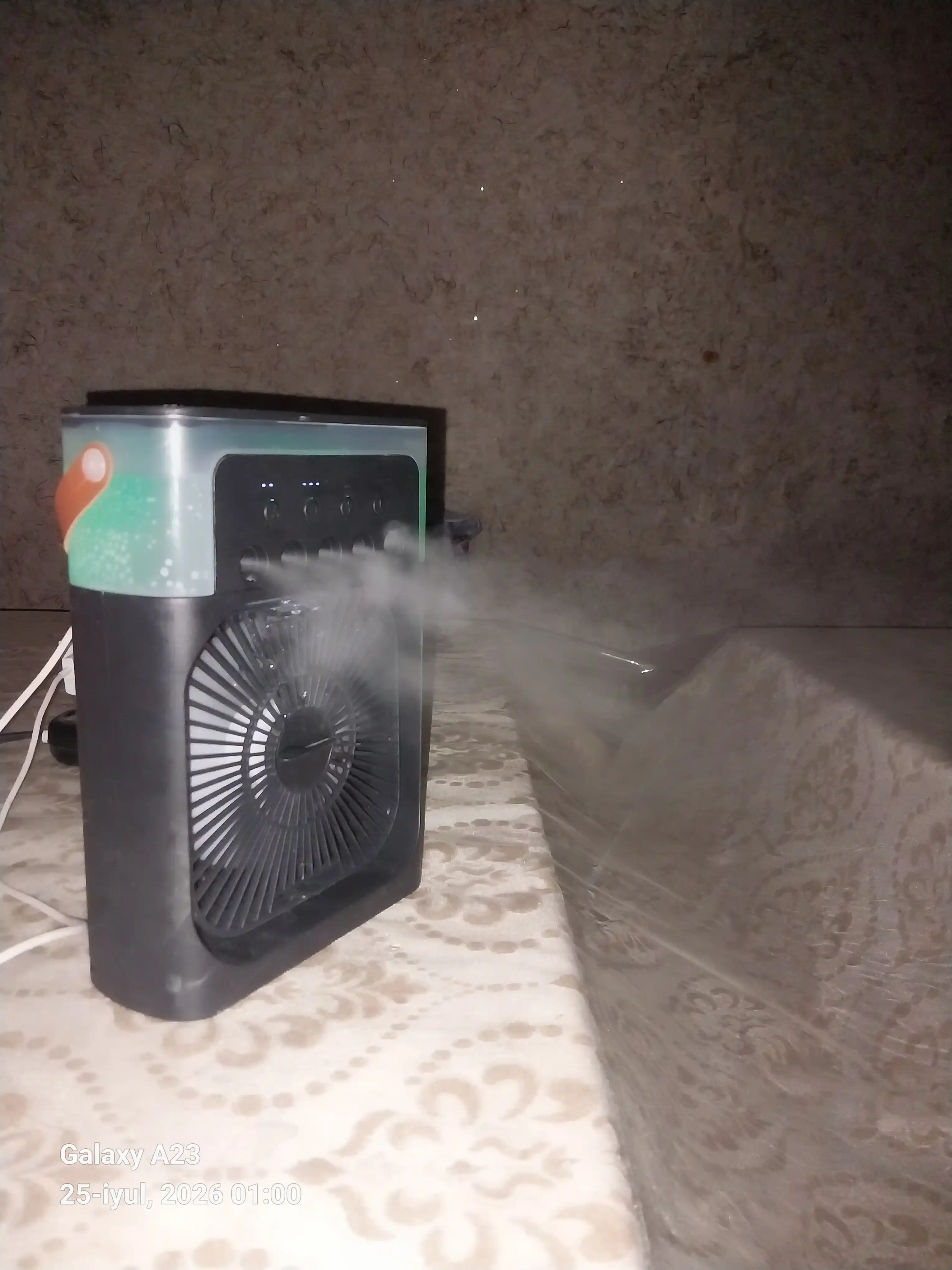 Portativ mini-konditsioner, namlagich, tozalagich va mini ventilyator, 3 tasi 1 da