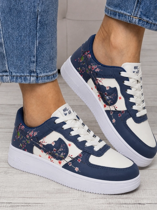 Ayollar kedalari NIKE, sakura guli dizaynda, Xitoy, ayollar oyoq kiyimlari, o'lcham 36-40