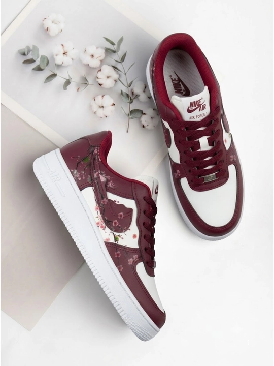 Ayollar kedalari NIKE, sakura guli dizaynda, Xitoy, ayollar oyoq kiyimlari, o'lcham 36-40