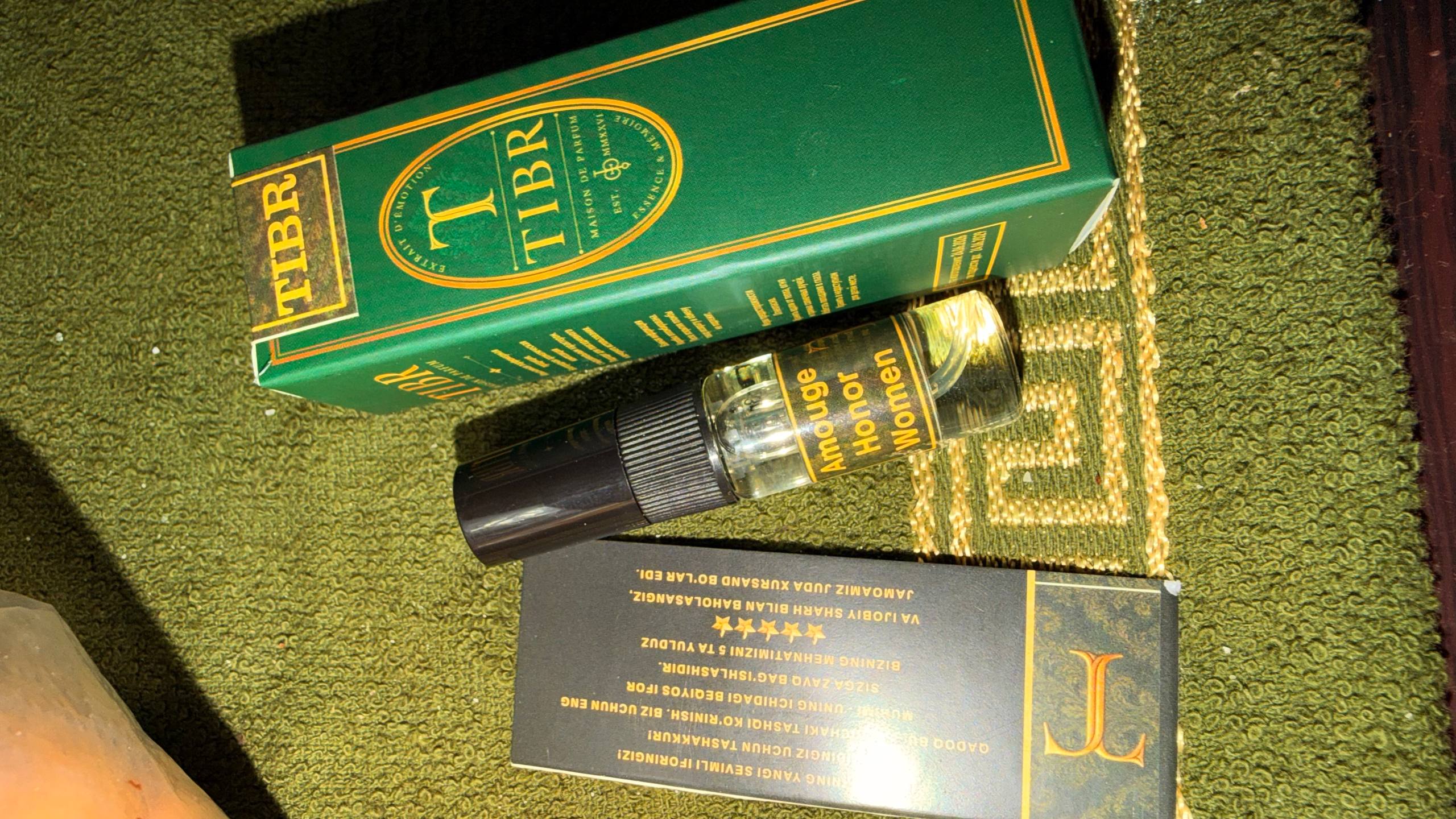 Ayollar atirlari Amouage Honour atir xar mavsum uchun mos duxi sovg'a uchun ajoyib parfum