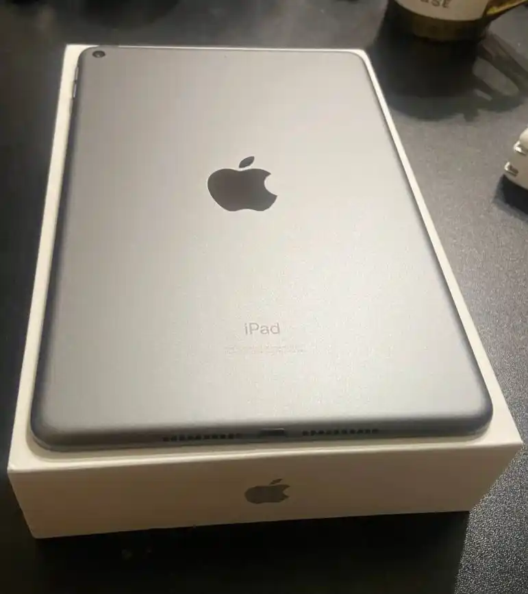 Планшет Apple iPad mini 5 64GB Wi-Fi, 7,9″ Retina IPS, A12 Bionic, iPadOS