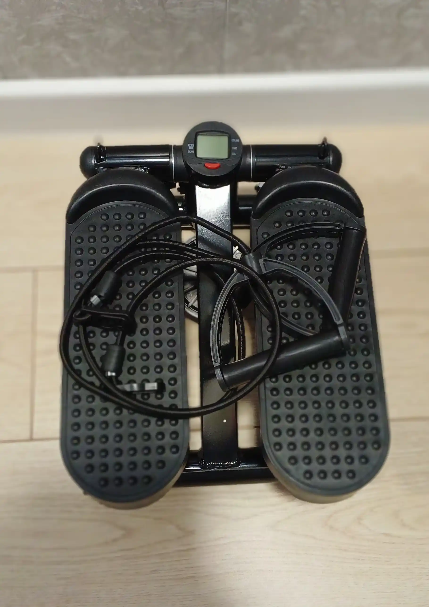 Mini stepper espanderlar bilan, 11 daraja, 120 kg gacha