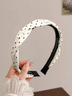 Oqish rang