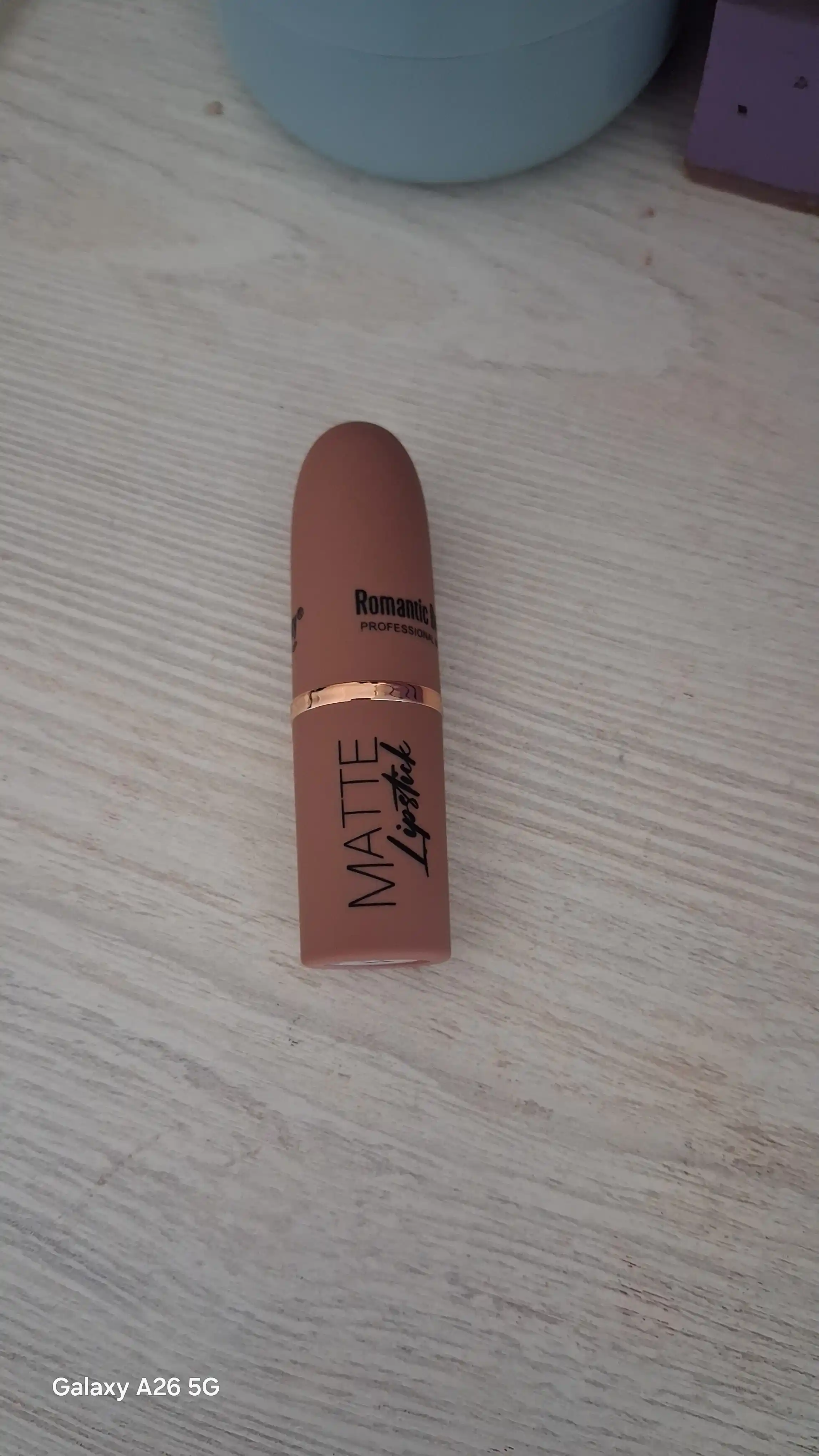 Матовая помада для губ Romantic Beauty нюдовые оттенки