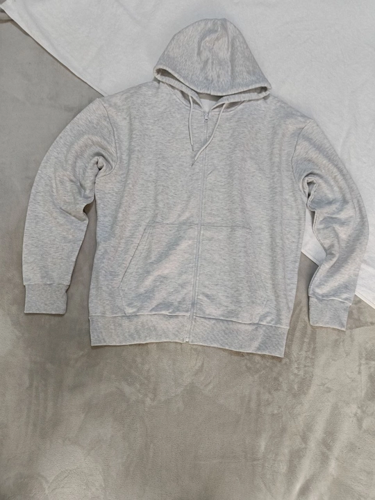 Xudi oversize, ichida nachyos, issiq, uniseks, ko‘cha sayri uchun uslubi