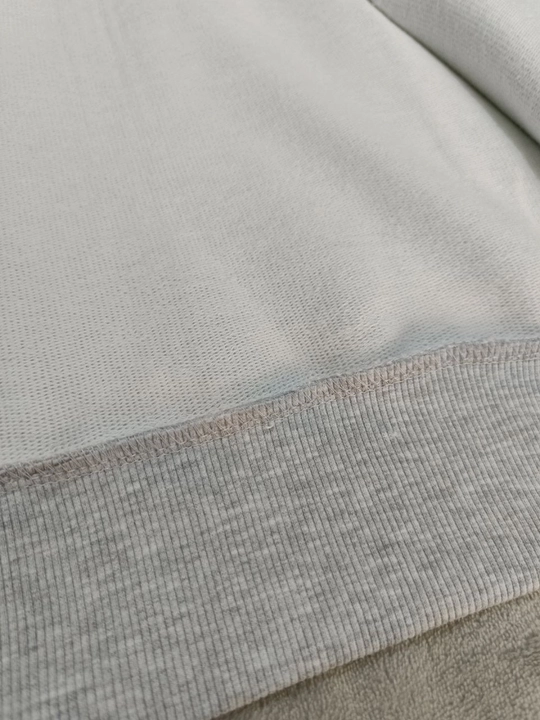 Xudi oversize, ichida nachyos, issiq, uniseks, ko‘cha sayri uchun uslubi