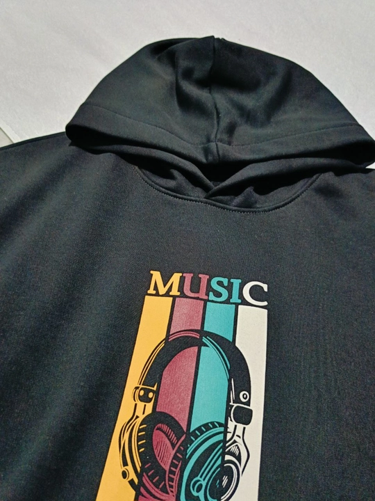 Xudi oversize, ichida nachyos, issiq, uniseks, ko‘cha sayri uchun uslubi